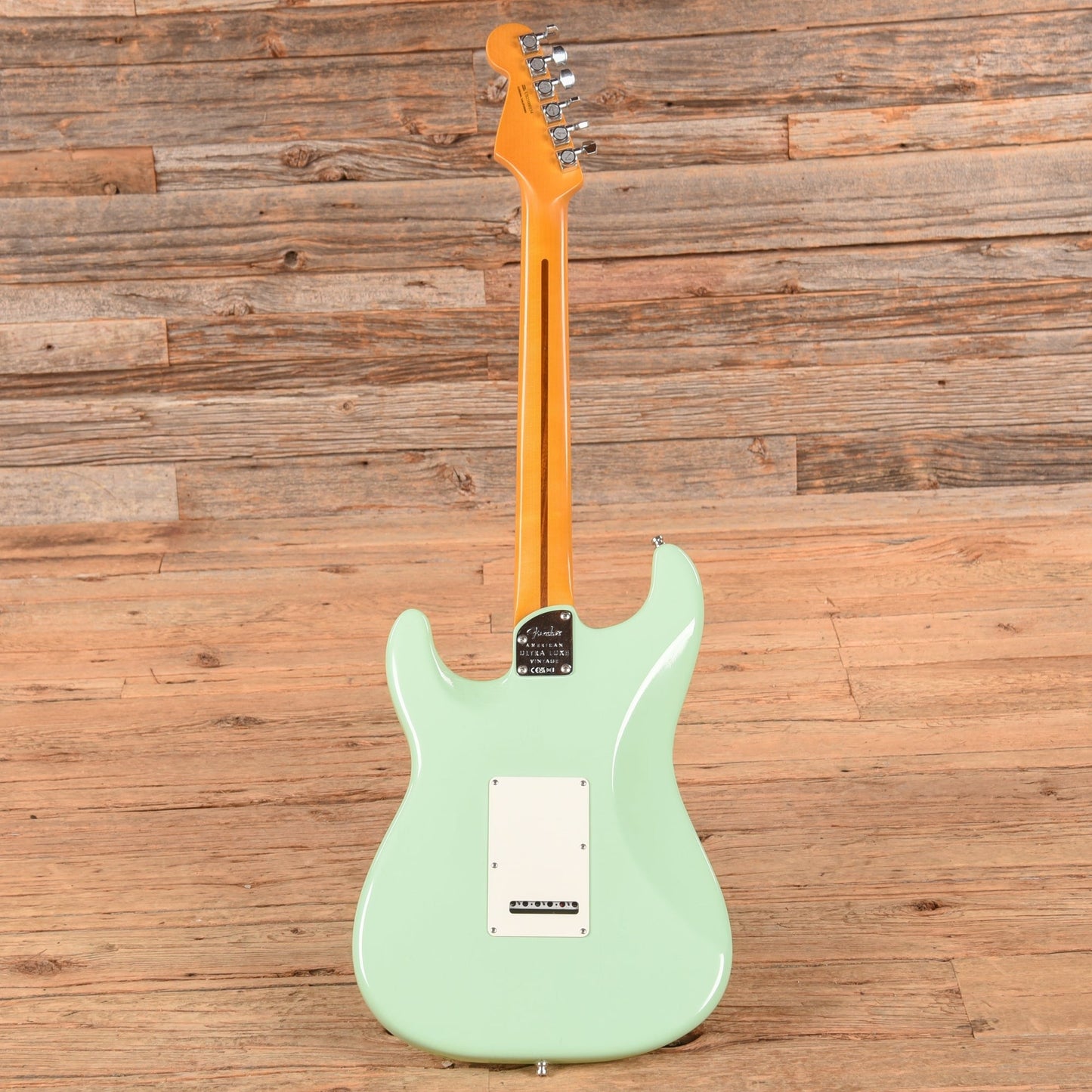 Fender American Ultra Luxe Vintage '60s Stratocaster Surf Green 2025
