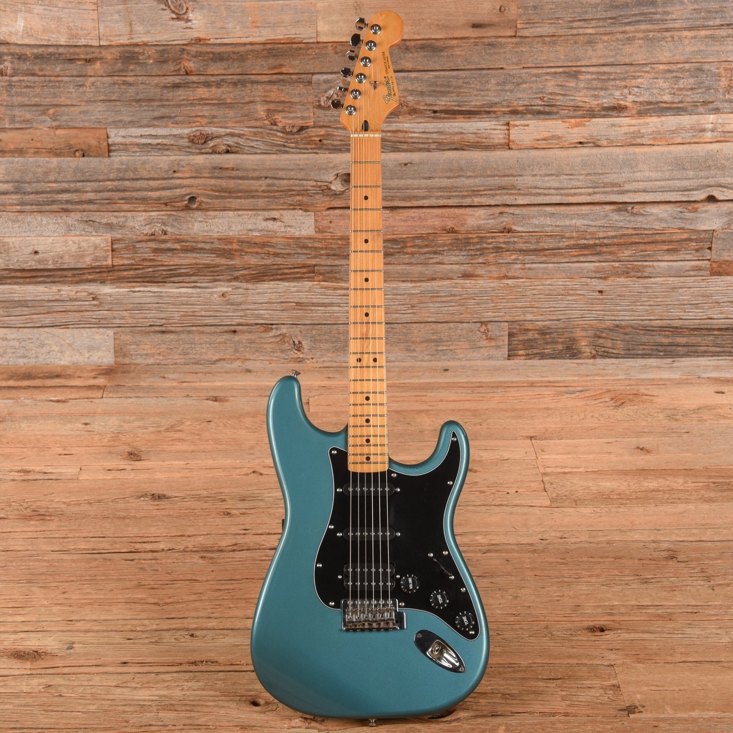 Fender Standard Stratocaster Lake Placid Blue 1993