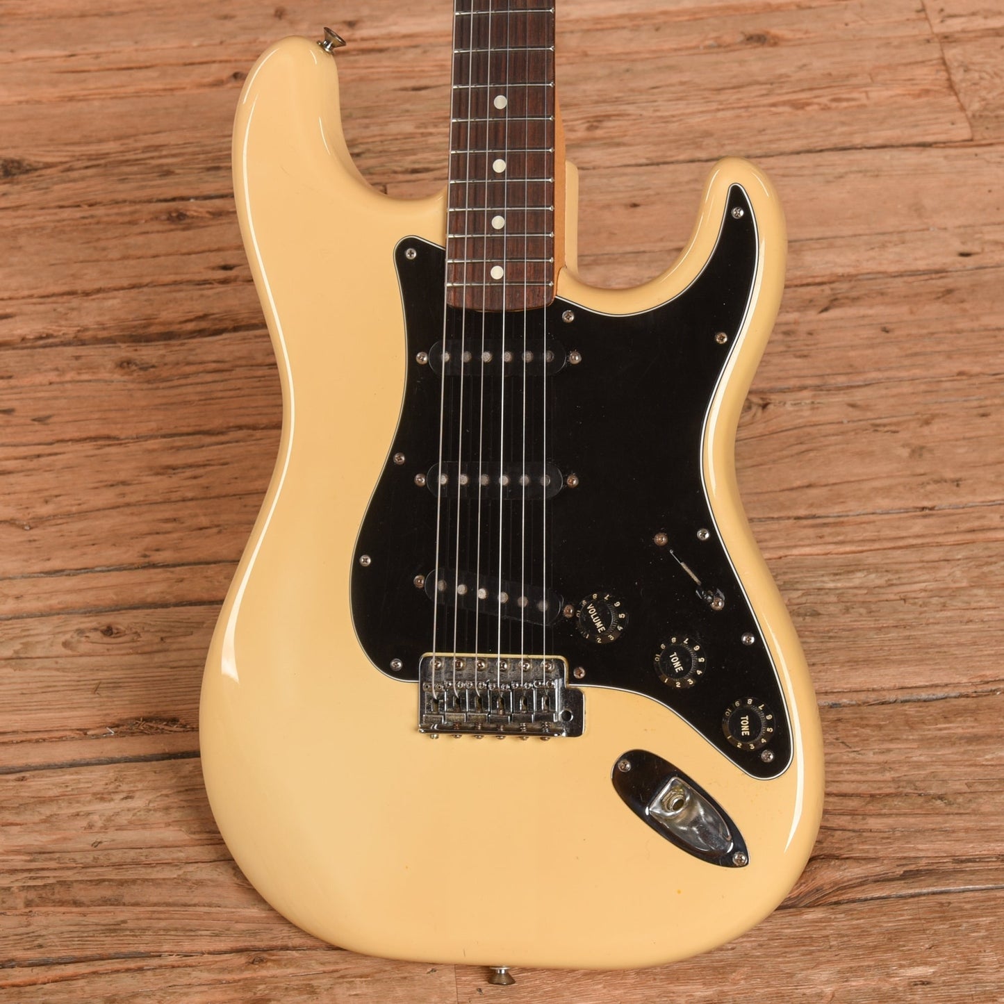 Fender Stratocaster White 1982