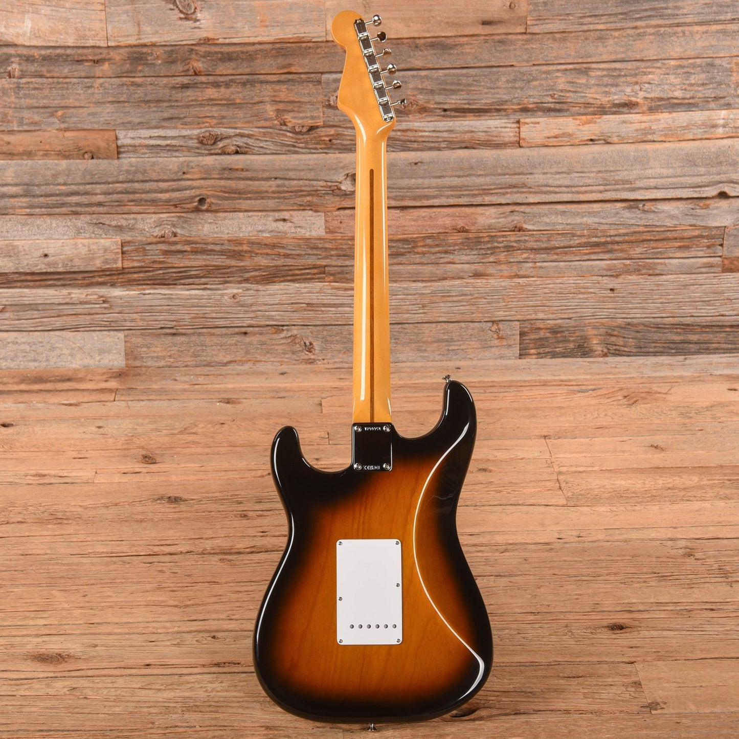 Fender 70th Anniversary American Vintage II '54 Stratocaster Sunburst 2024