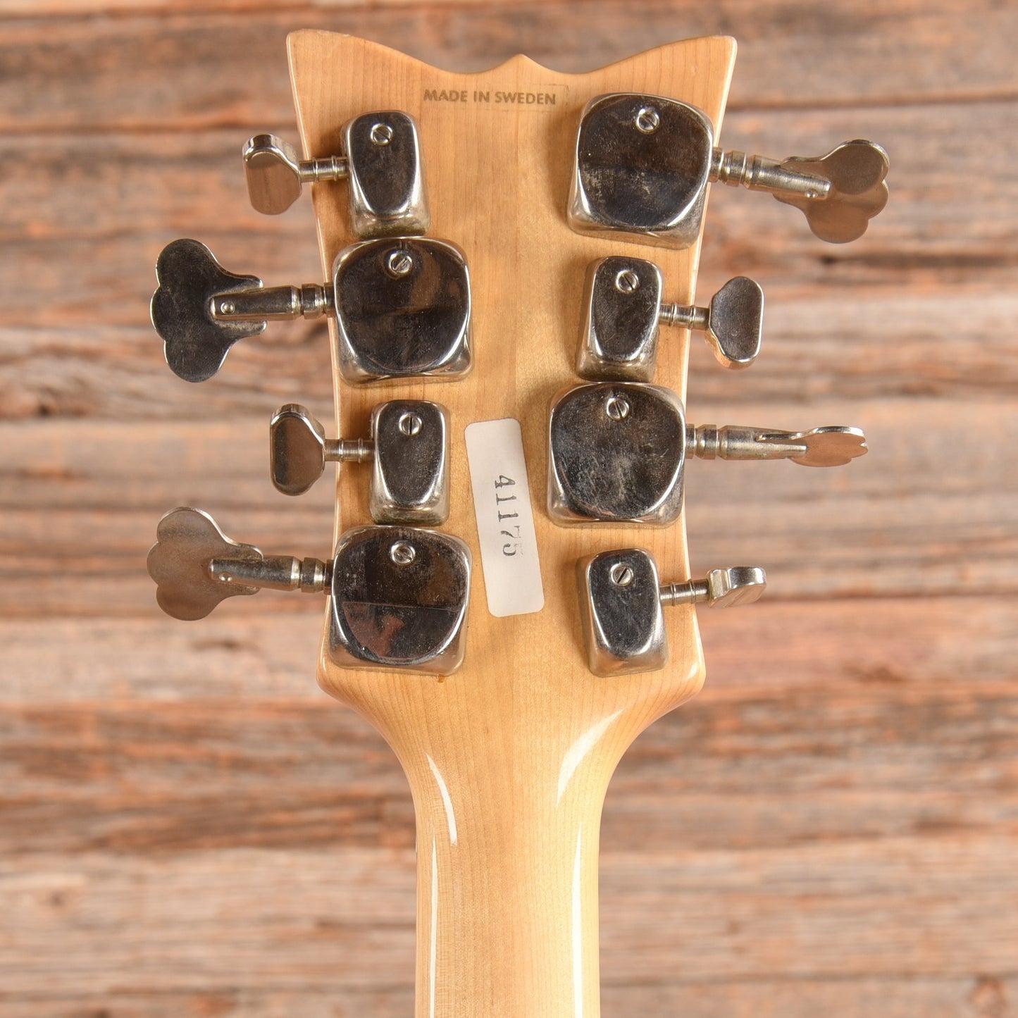 Hagstrom H-8 Sunburst 1968