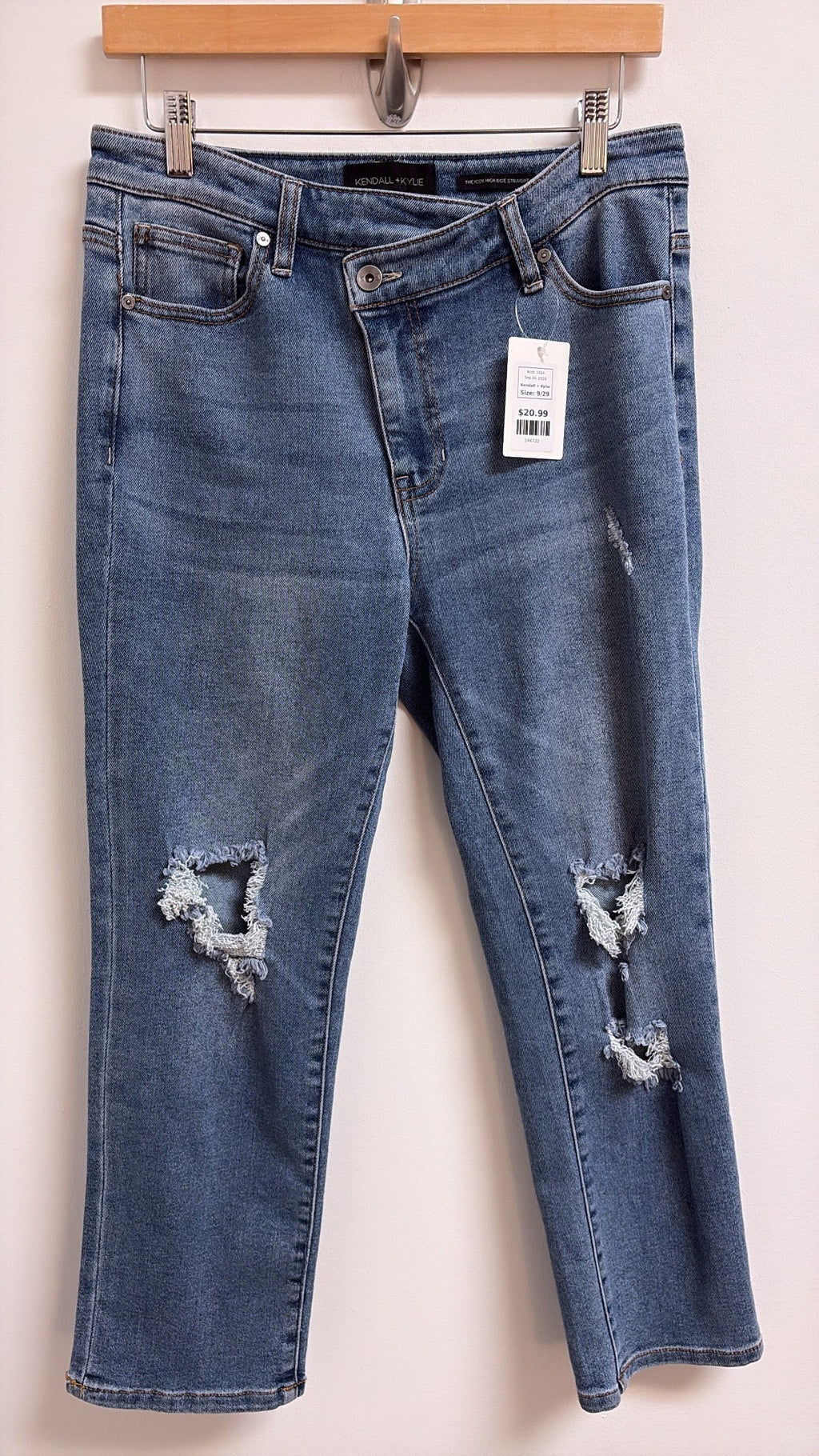 Kendall + Kylie Icon High Rise Straight 25" Inseam Jeans, 9/29