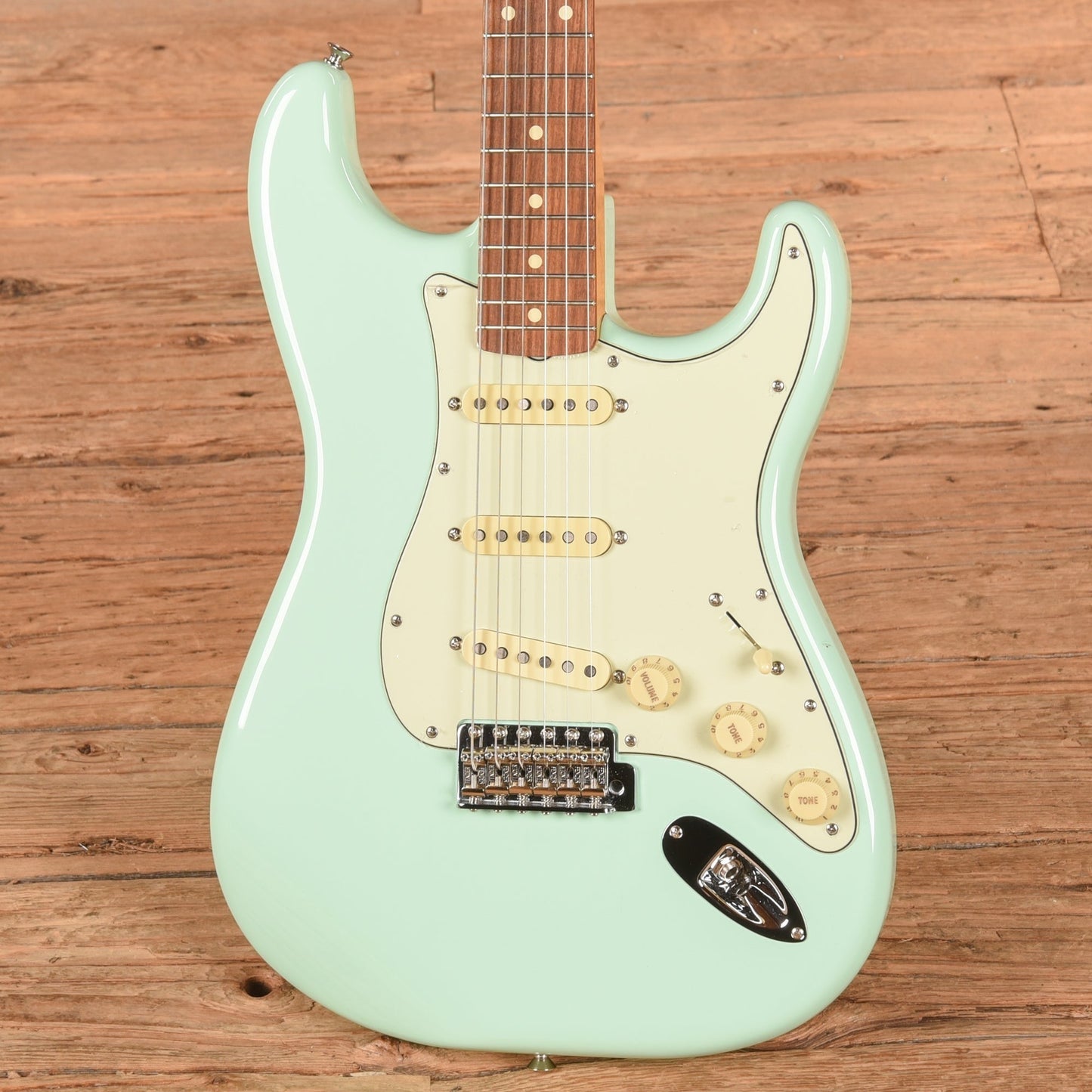 Fender Vintera '60s Stratocaster Surf Green 2022