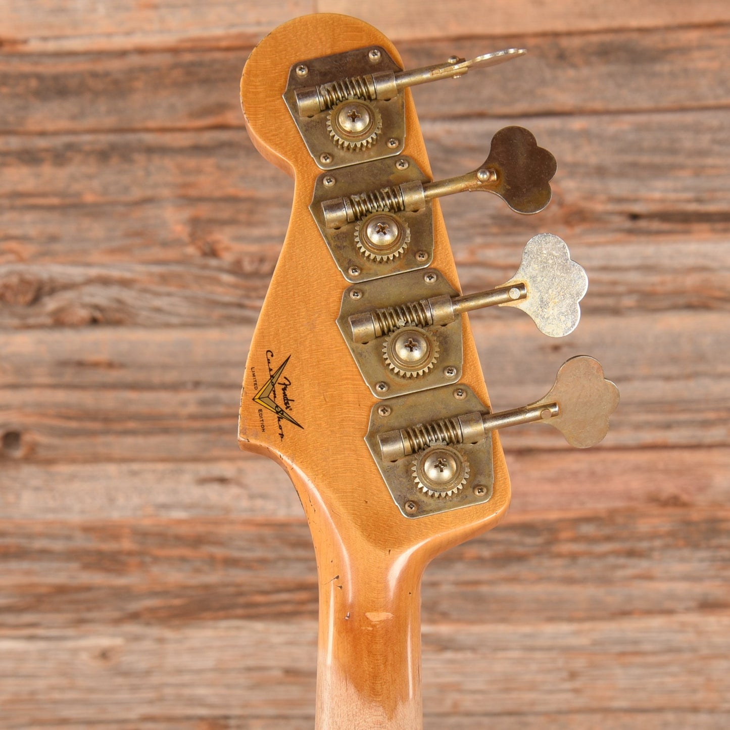 Fender Custom Shop Limited P-Jazz Bass Heavy Relic Gold 2024