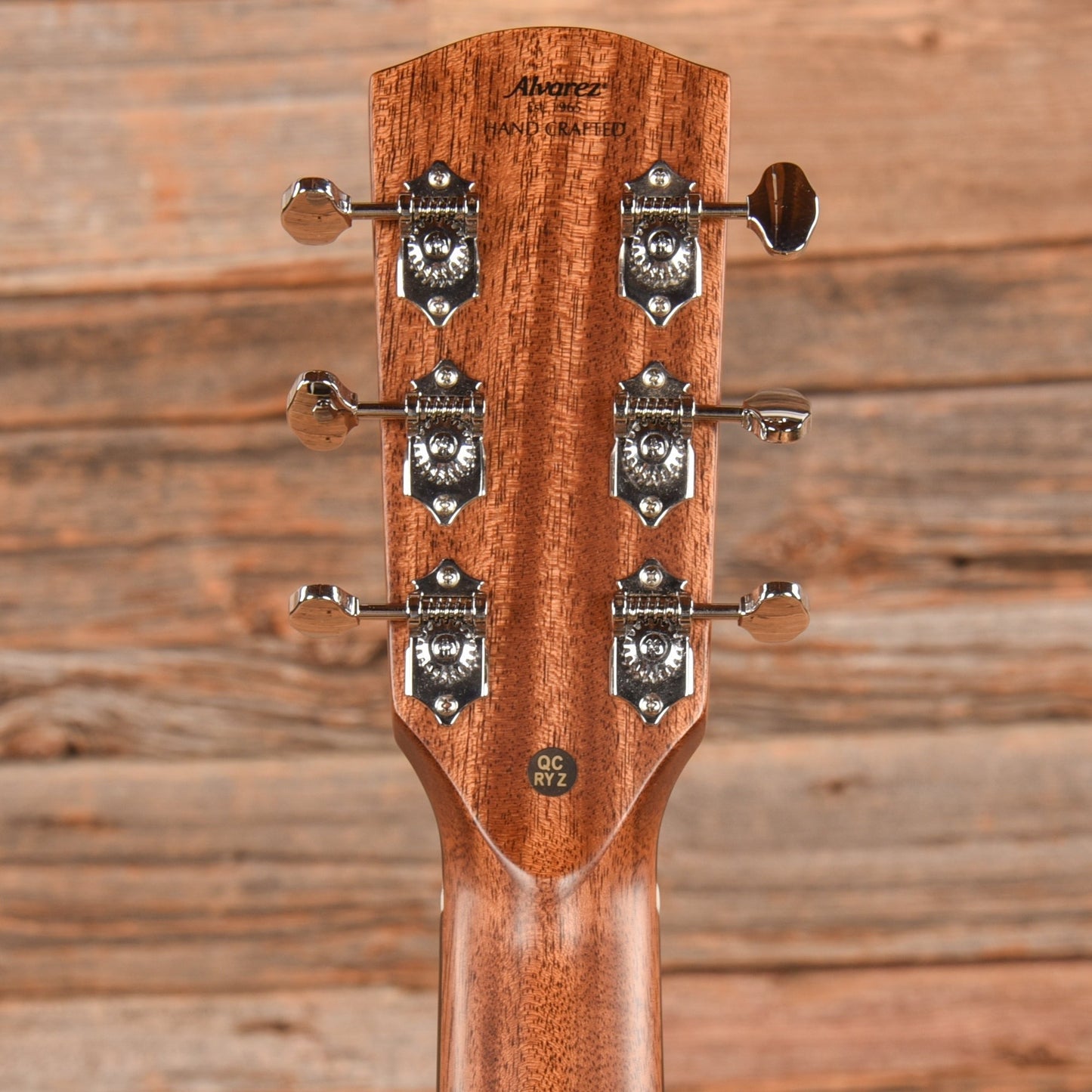 Alvarez MF70 Diamond Masterworks OM Black 2025