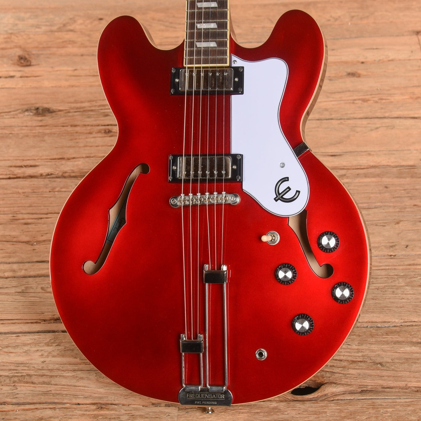 Epiphone Riviera Frequensator Burgundy Mist 2021