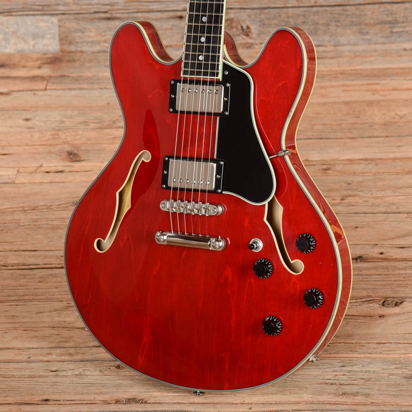 Eastman T386 Red 2021