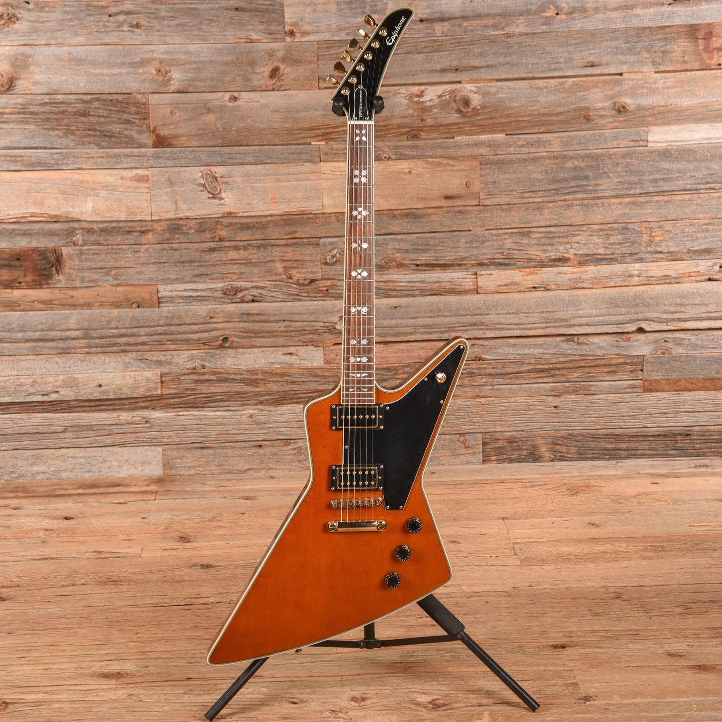 Epiphone Lee Malia Signature Explorer Custom Artisan Walnut 2017