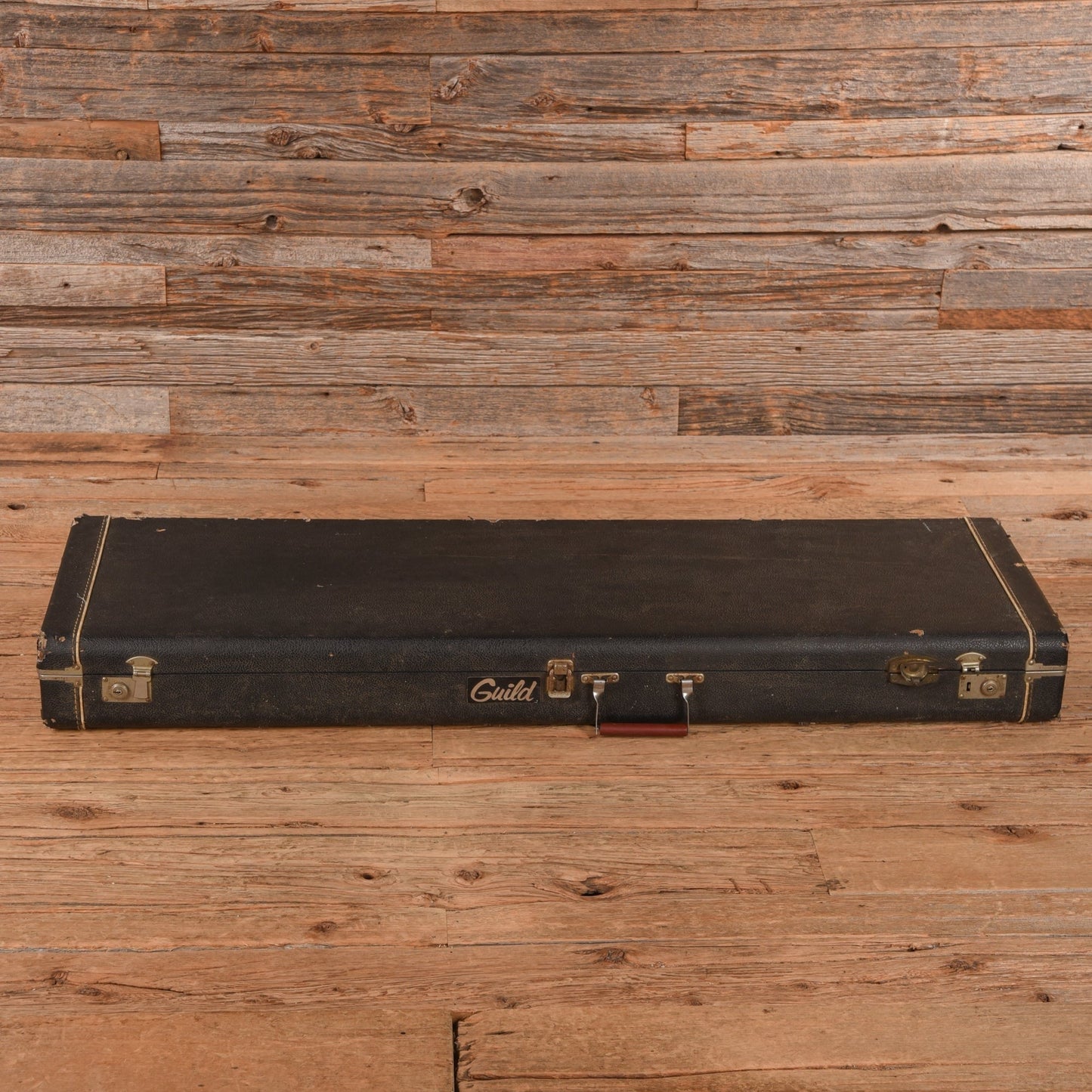 Guild B-301A Cherry Refin 1977