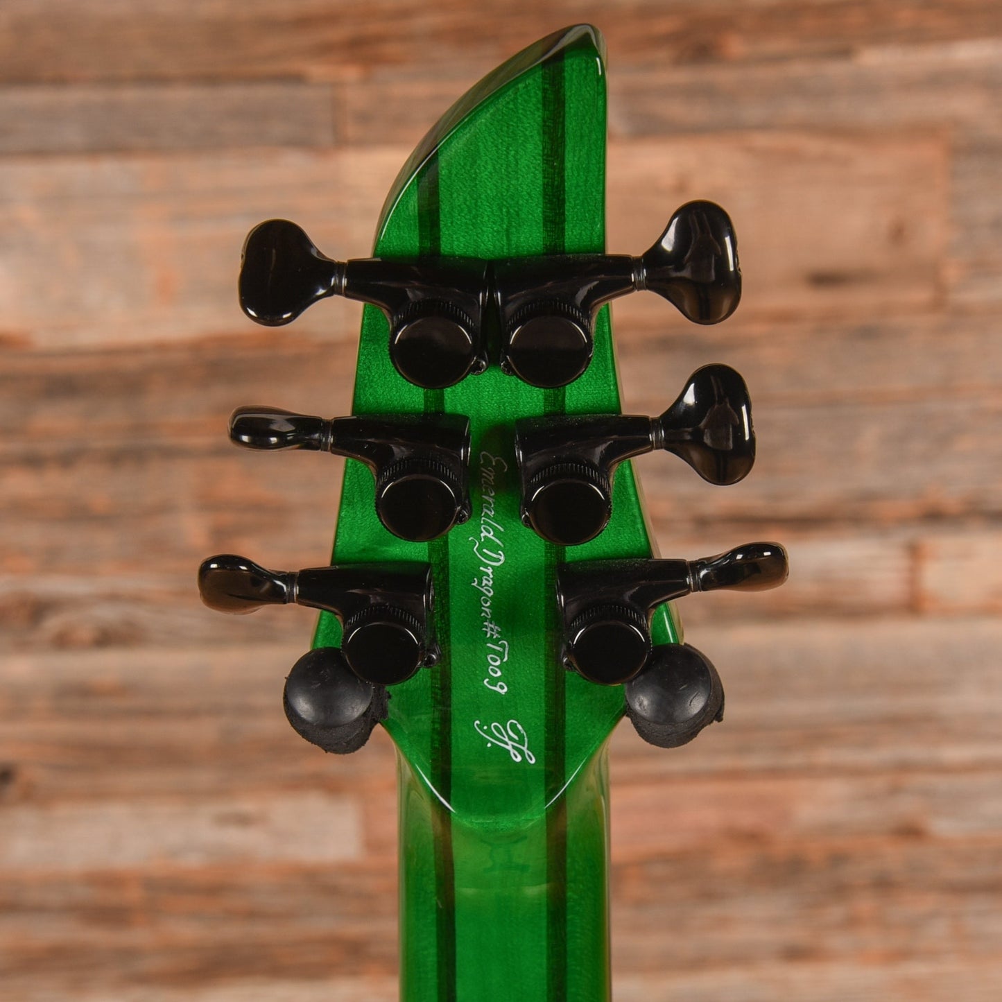 Zerberus Emerald Dragon Emerald