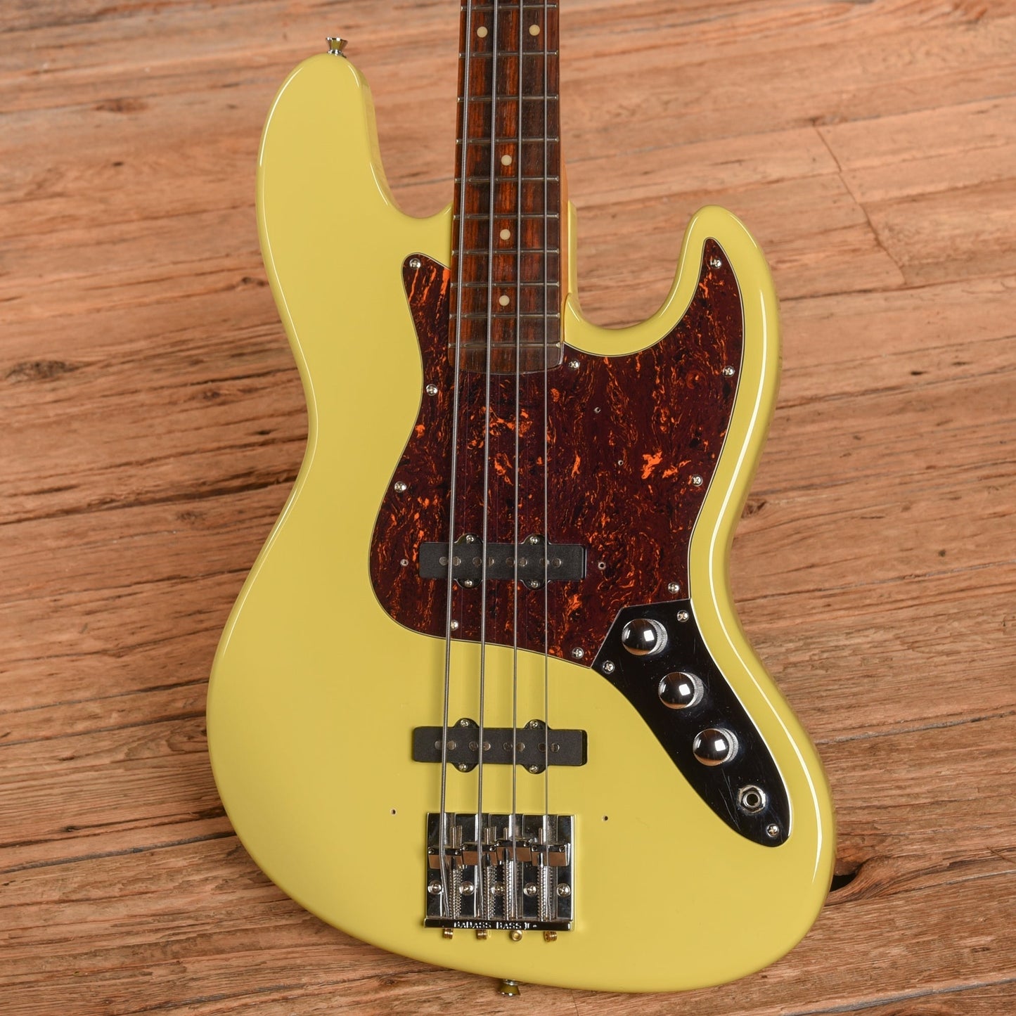 SX Guitars Vintage Series Bass Vintage White