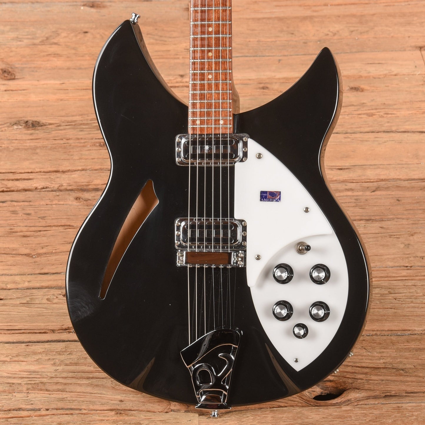 Rickenbacker 330 Jetglo 2005
