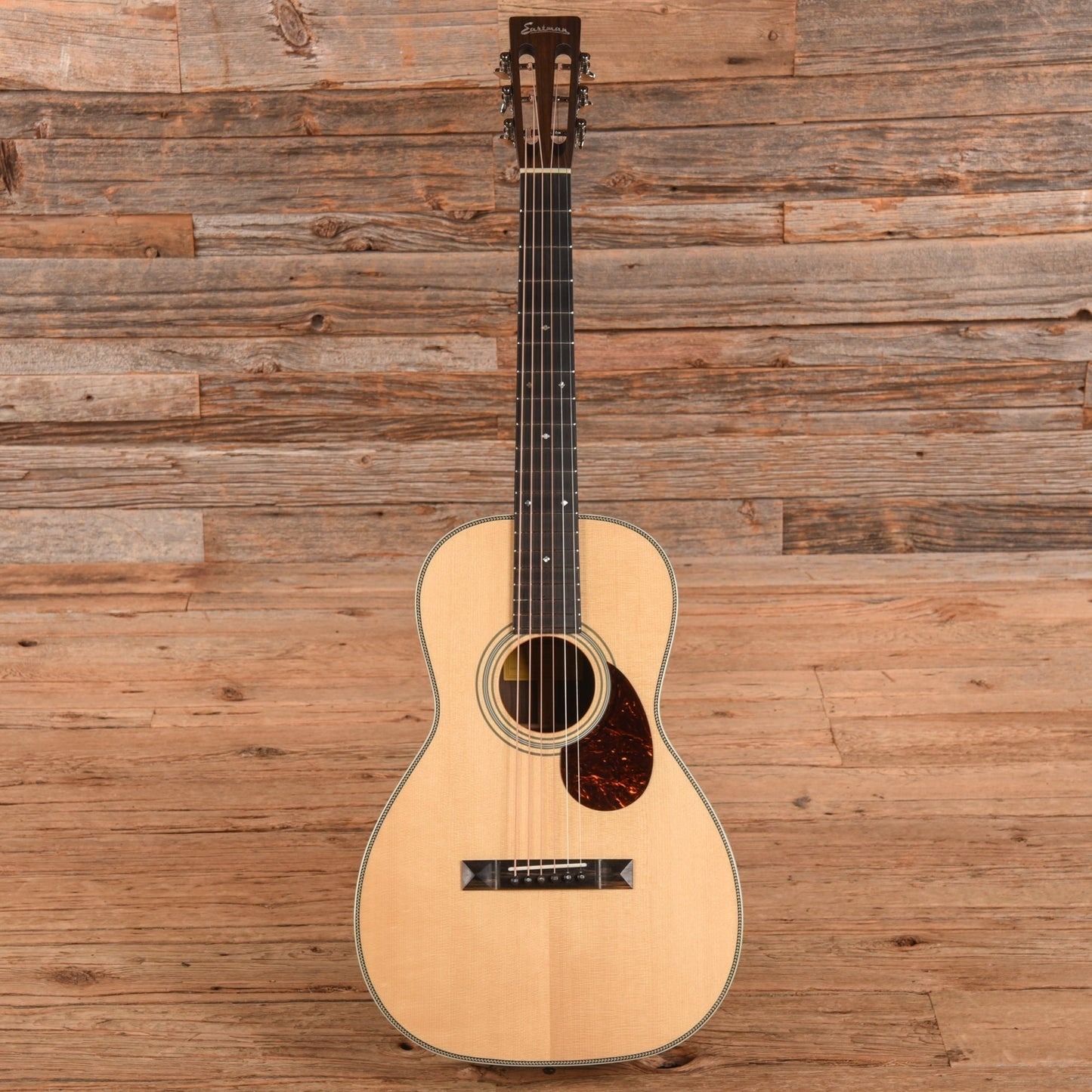 Eastman E20P Natural 2023