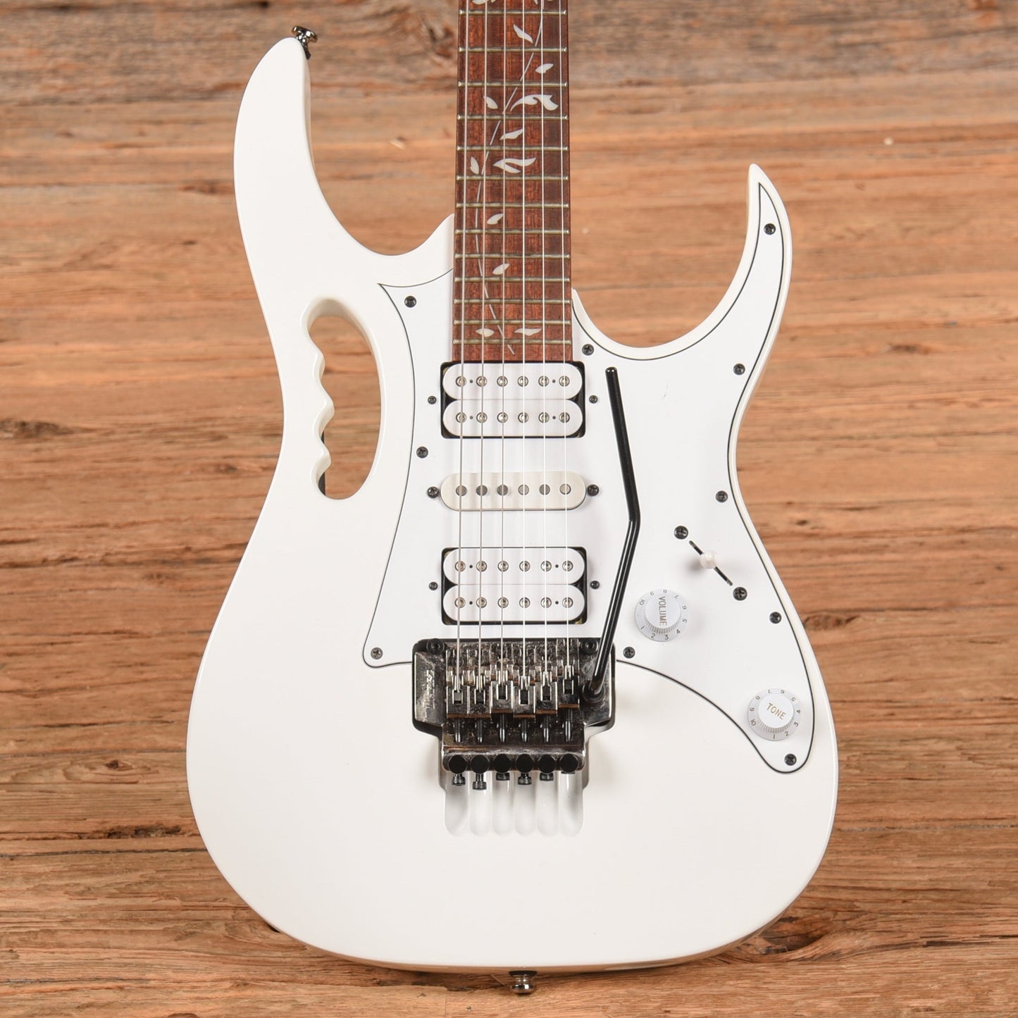 Ibanez JEMJR Steve Vai JEM Junior White 2019