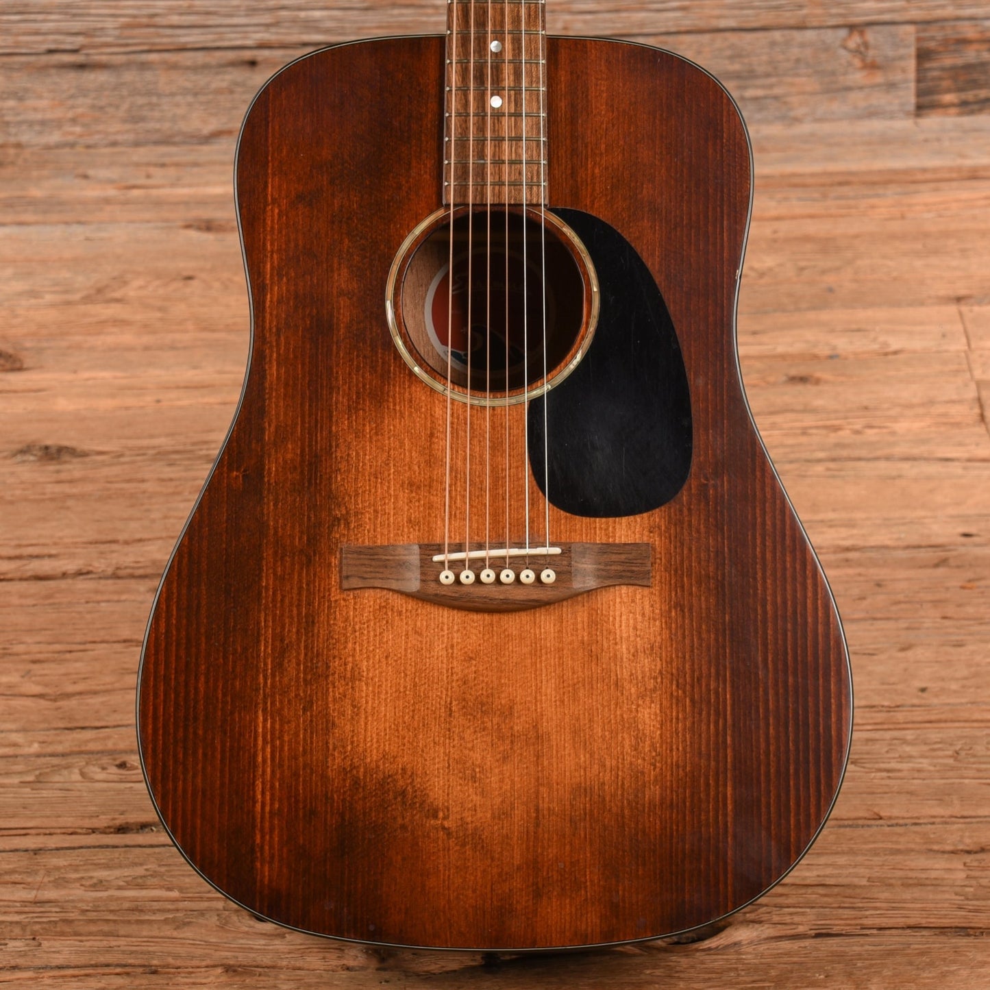 Eastman PCH1-OM Pacific Coast Highway Series Sunburst 2022