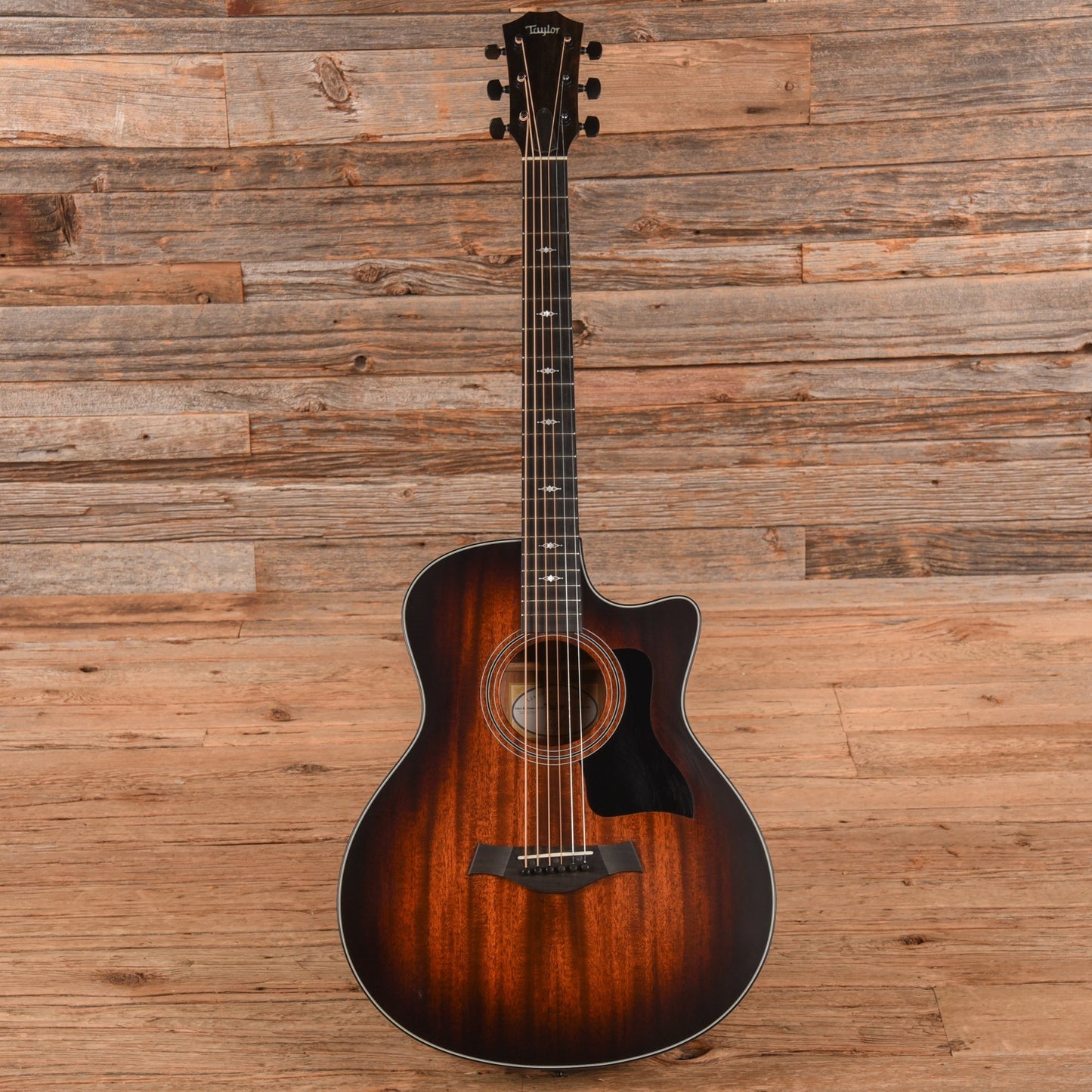 Taylor 326CE Baritone-6 LTD Sunburst 2021 - Zac Brown