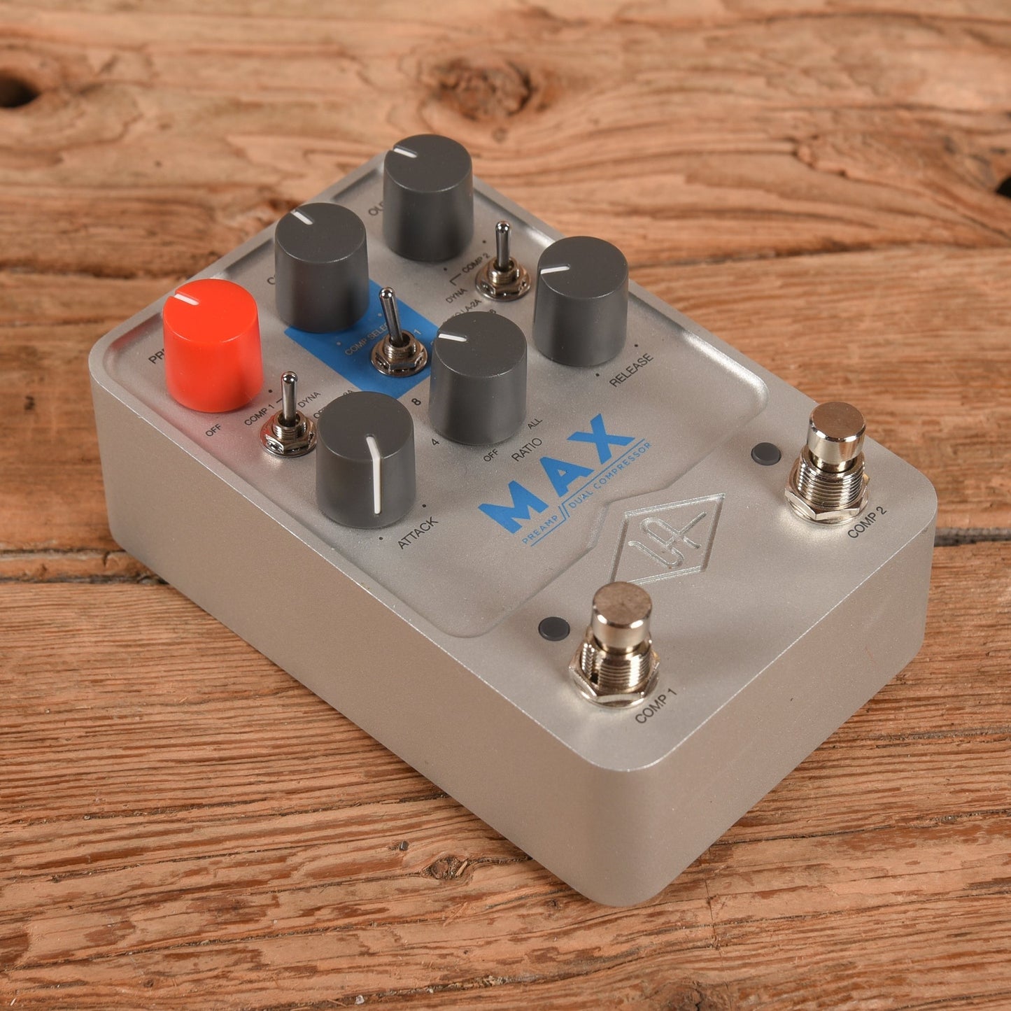 Universal Audio Max Preamp & Dual Compressor