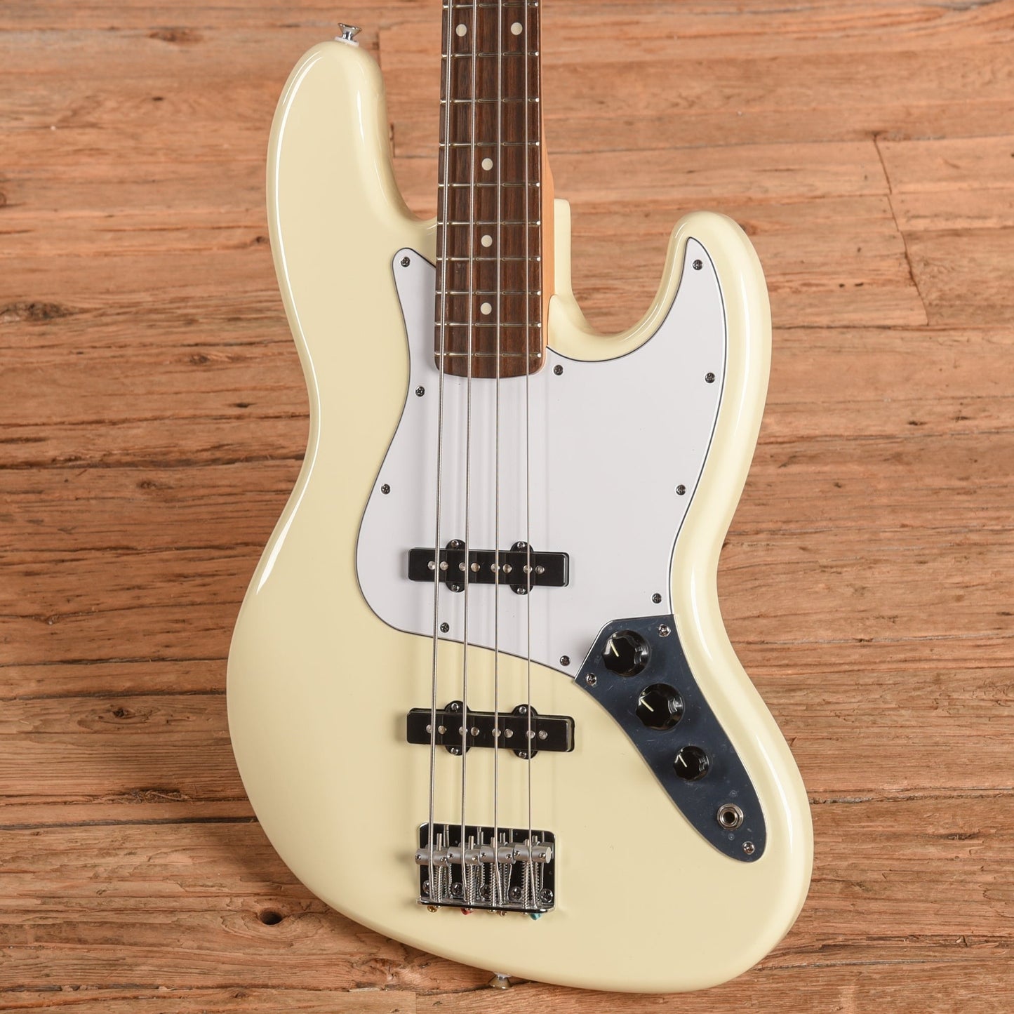 Fender Standard Jazz Bass Vintage White 2024