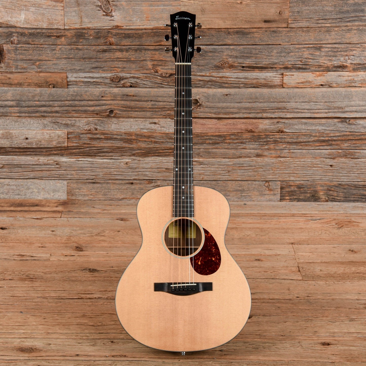 Eastman ACTG2E-OV Natural