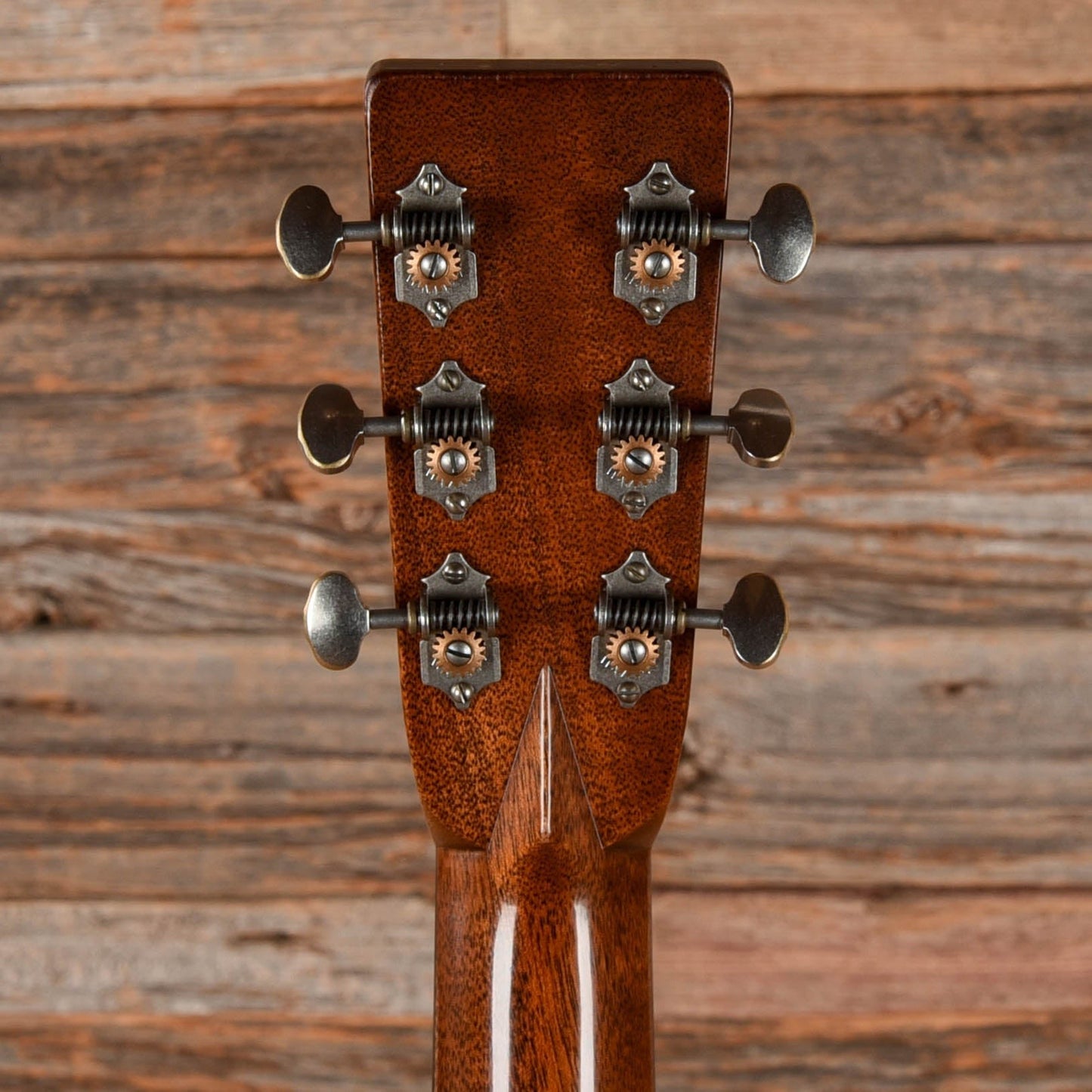 Martin D-28 Authentic 1937 Aged Natural 2025 LEFTY