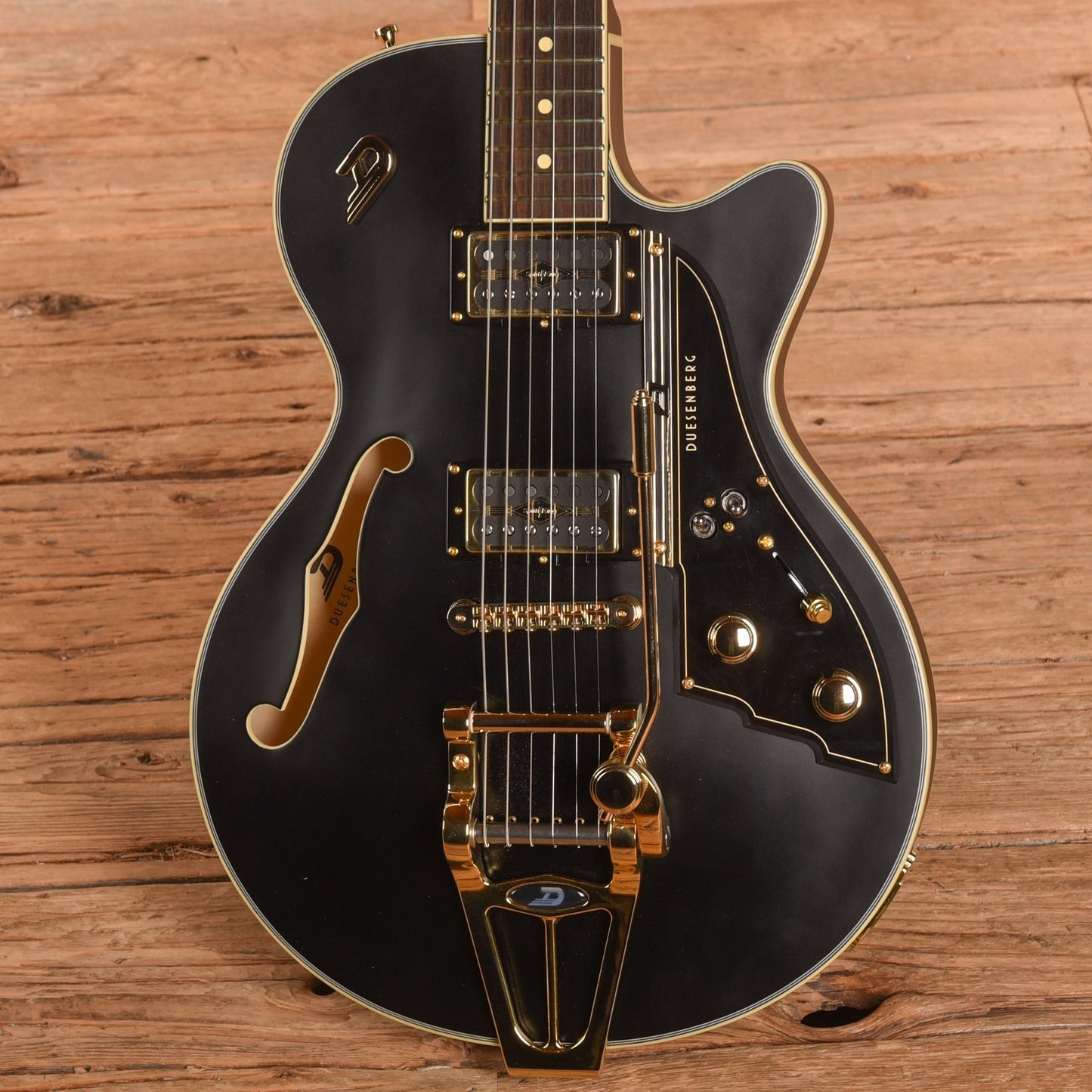 Duesenberg Starplayer TV Velvet Black