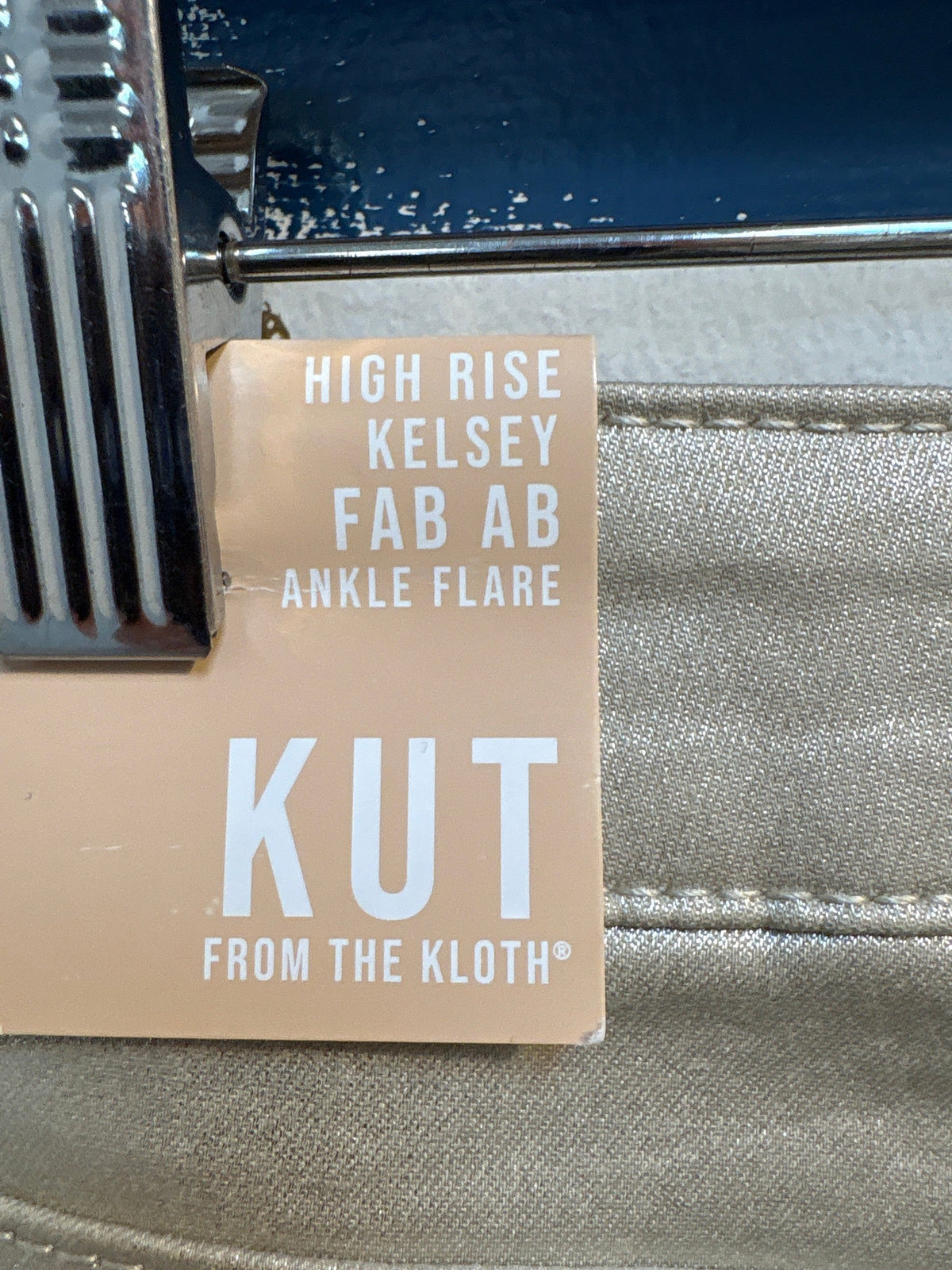 New Kut from the Kloth Evereve Kelsey Fab Ab Ankle Flare 27" Inseam Jeans, 10
