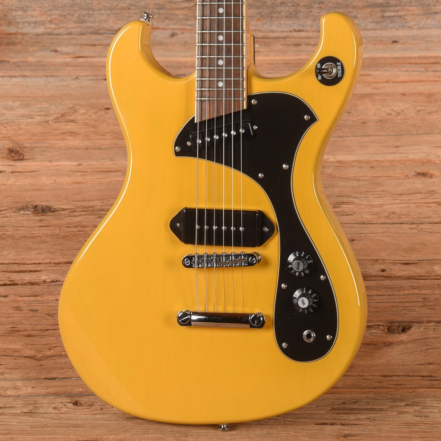 DiPinto Mach IV Yellow