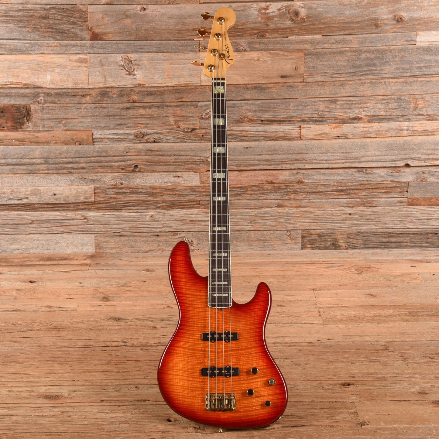 Fender American Deluxe Jazz Bass FMT Cherry Sunburst 2002