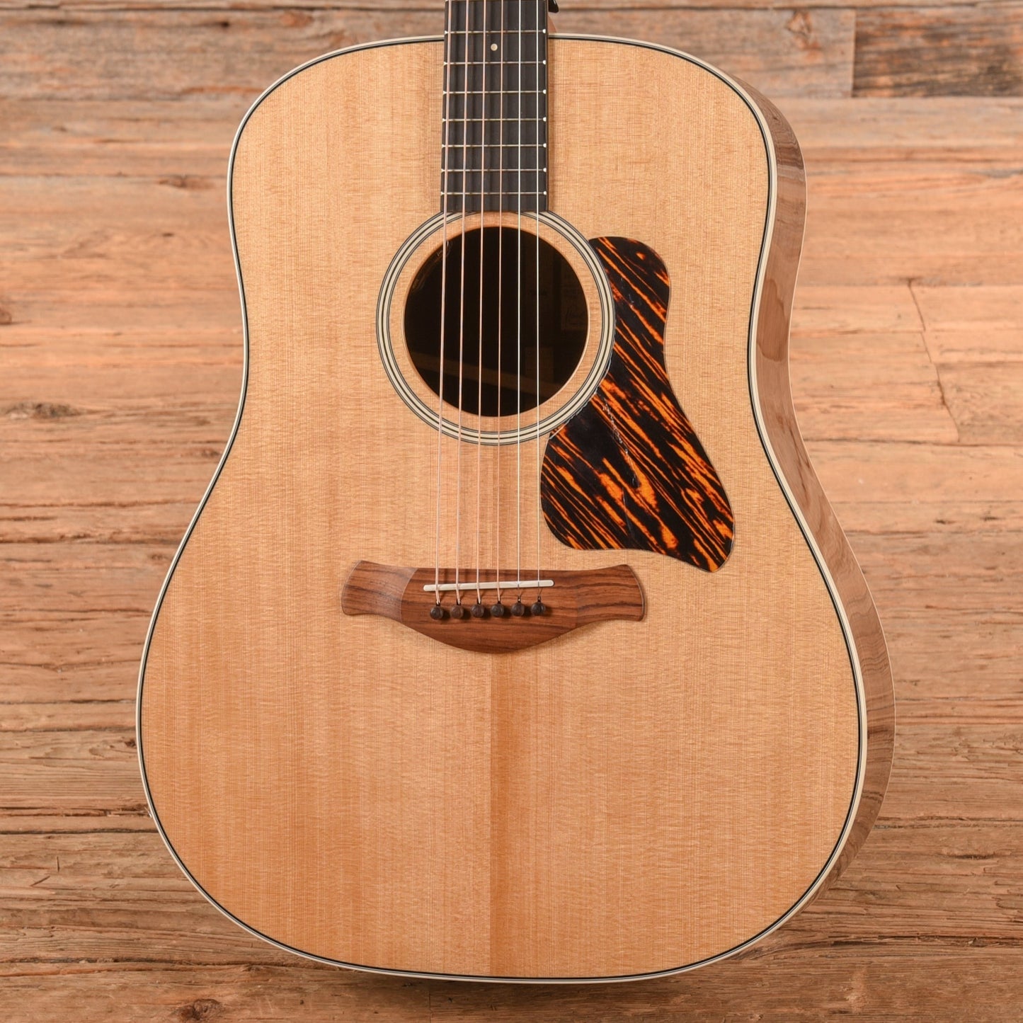 Taylor Gold Label 710e Natural 2025