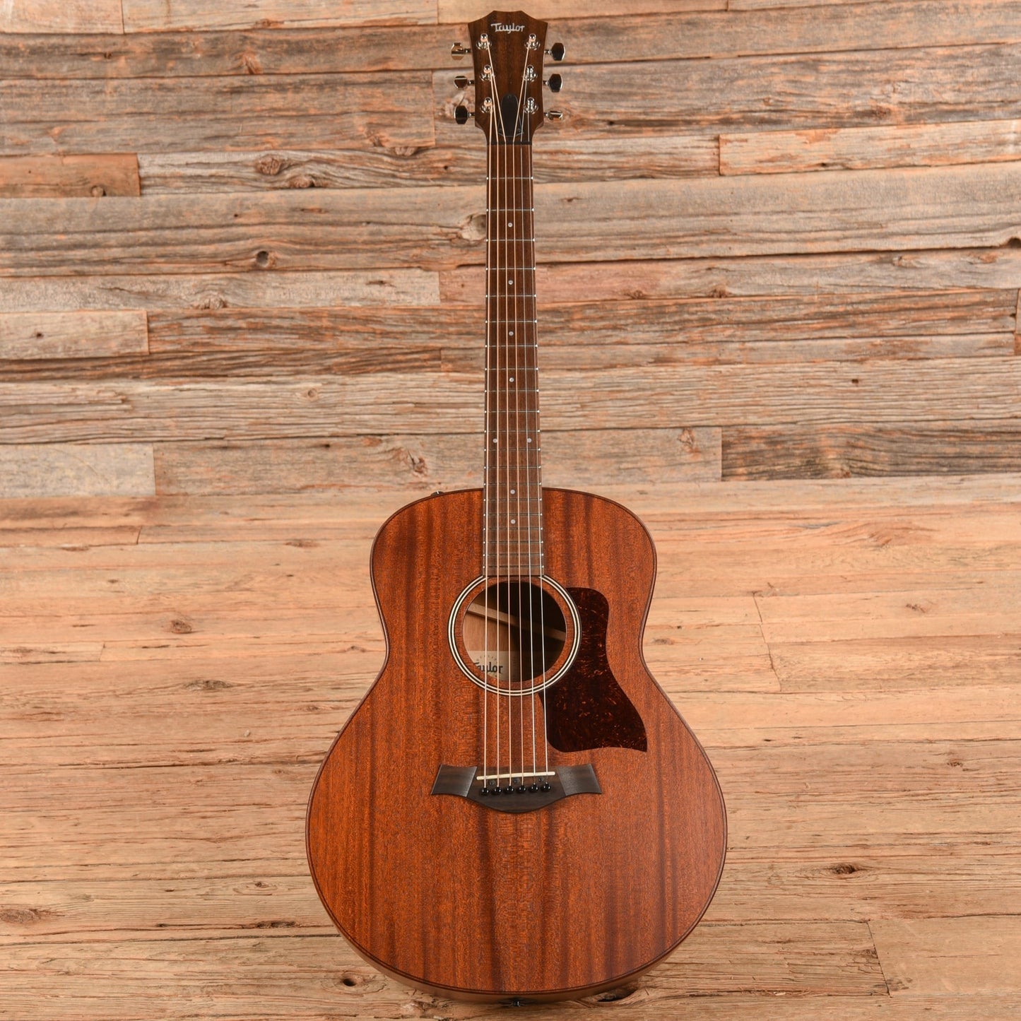 Taylor GTe Mahogany Natural - John Oates