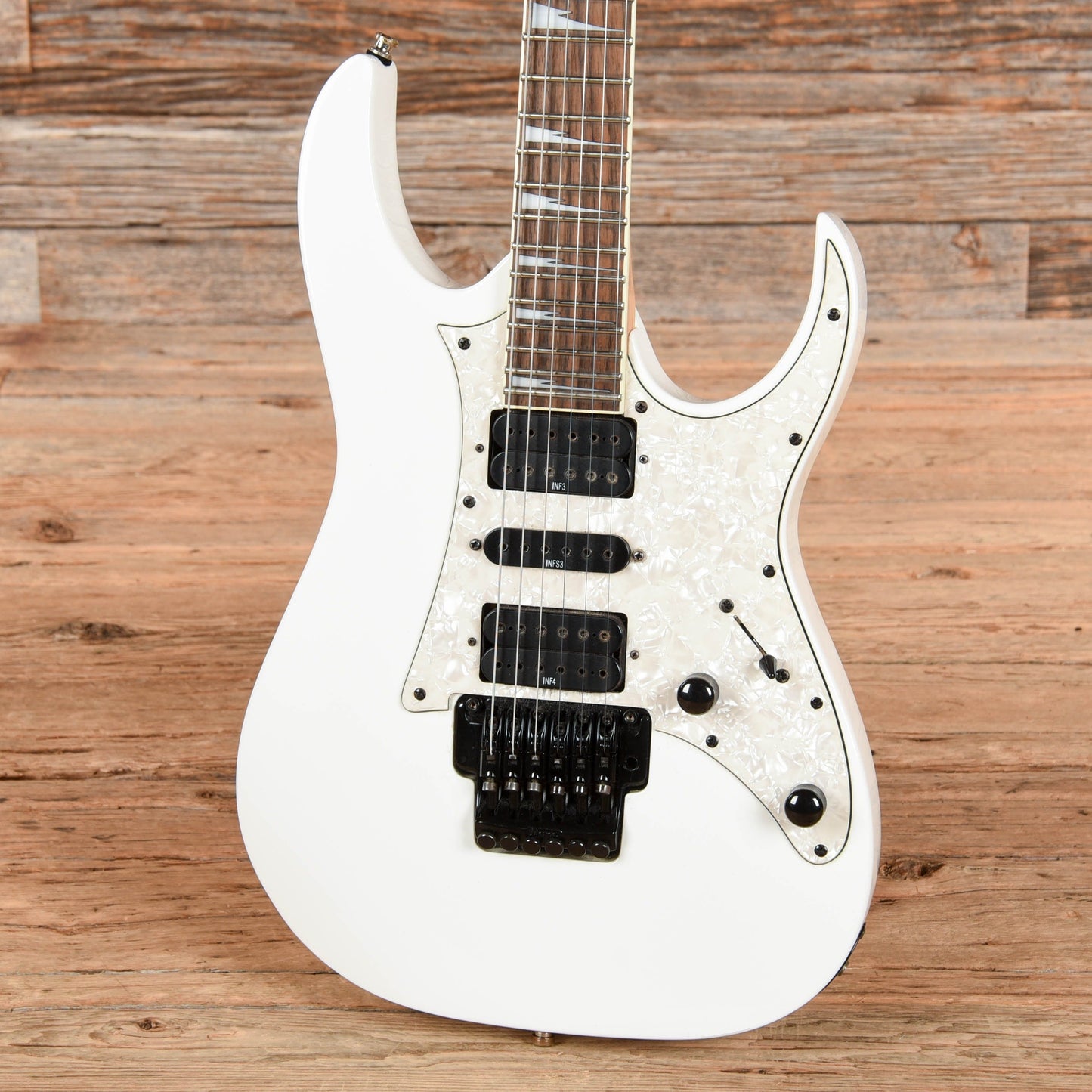 Ibanez RG350DX White
