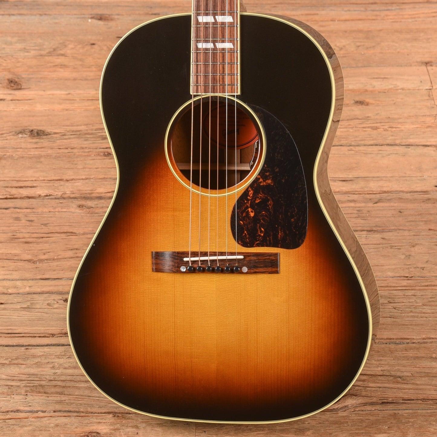 Gibson Nathaniel Rateliff LG-2 Sunburst 2025