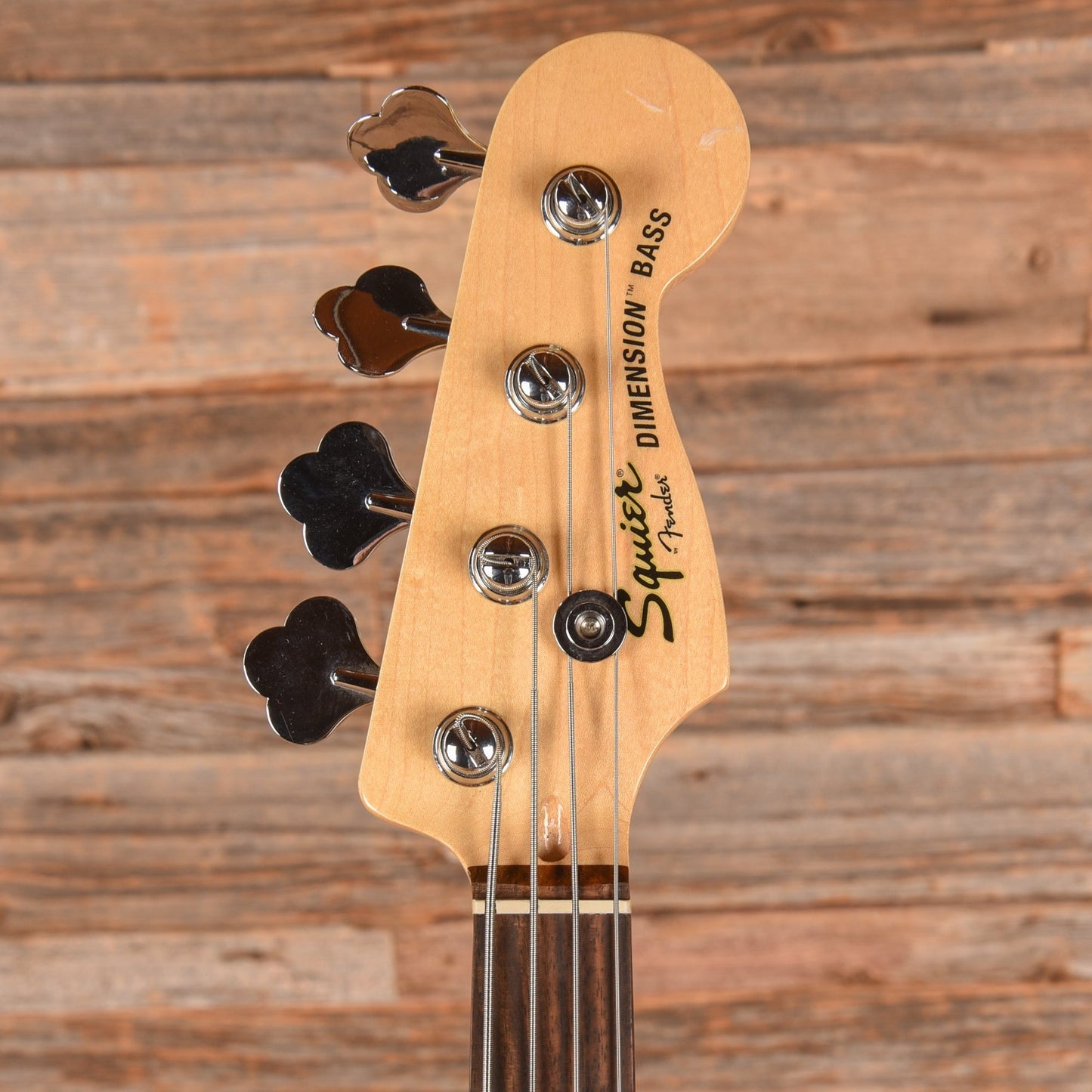 Squier Deluxe Dimension Bass Sunburst 2015