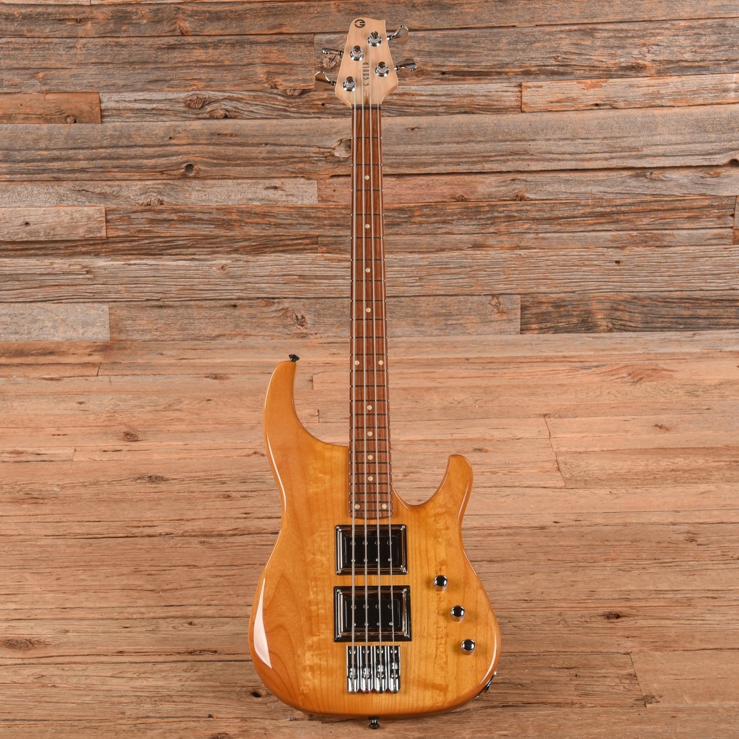G.Gould Short Scale Bass Natural