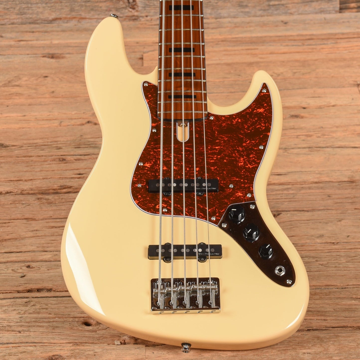 Sire Marcus Miller V5 5-String White