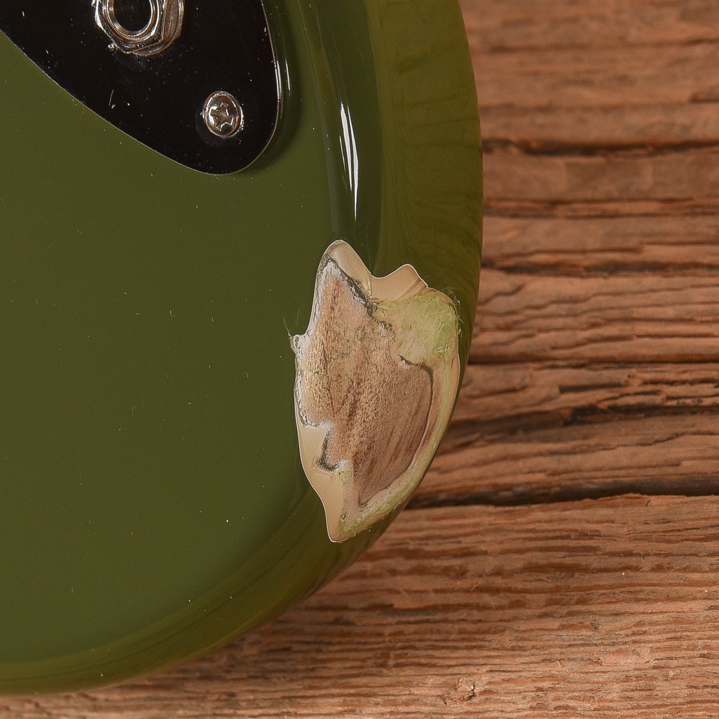 Squier Classic Vibe Bass VI Olive