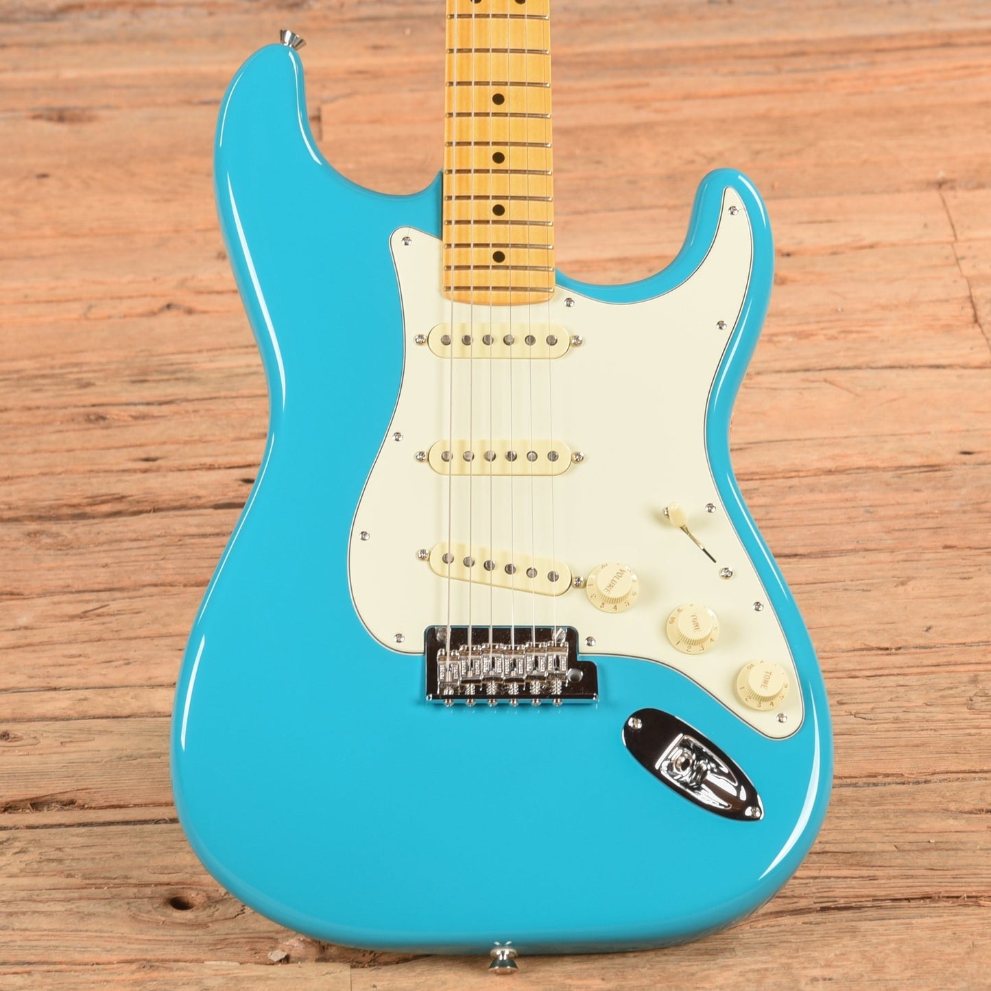 Fender American Professional II Stratocaster Miami Blue 2022