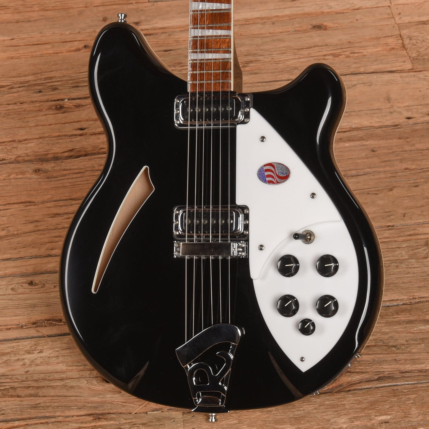 Rickenbacker 360 Jetglo 2024