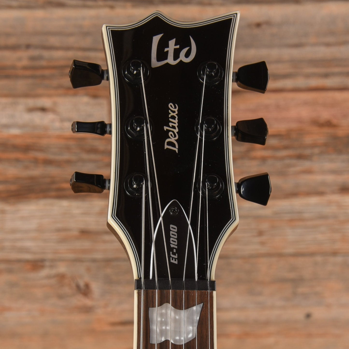ESP LTD EC-1000 Deluxe Black 2021