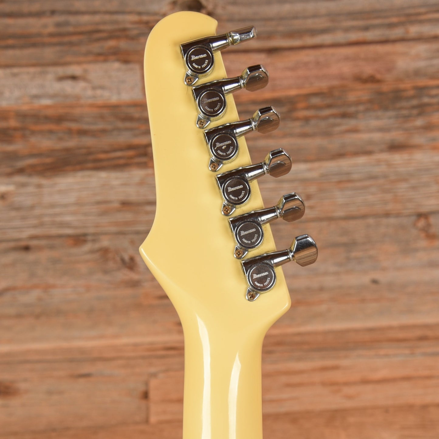 Ibanez Roadstar II RS440 White