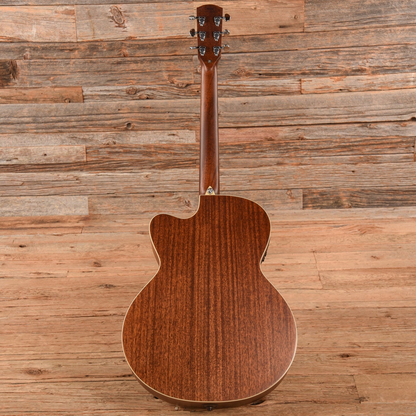 Alvarez ABT60ce Artist Baritone Solid A+ Sitka Spruce/African Mahogany Shadowburst
