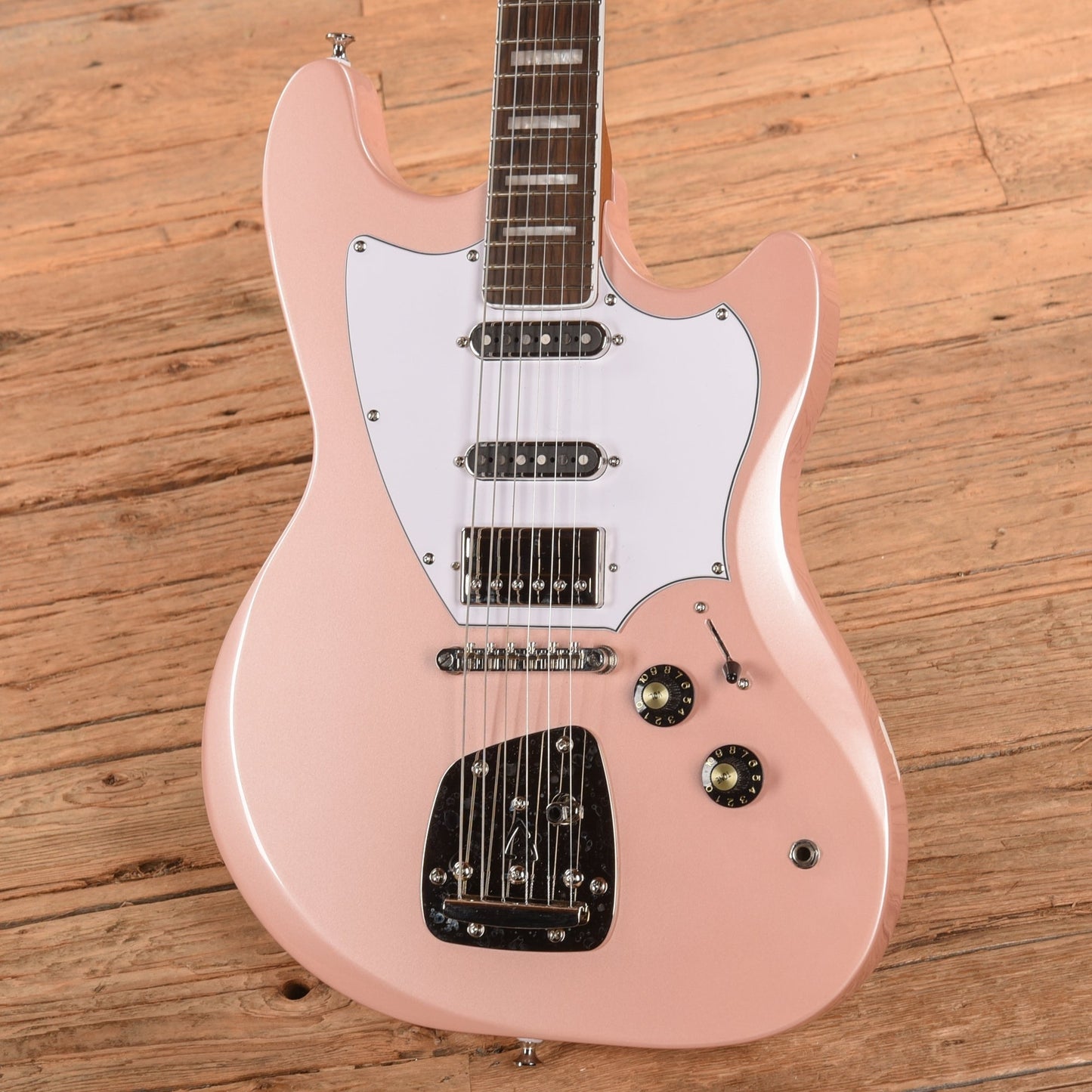 Guild Surfliner Deluxe Rose Quartz Metallic