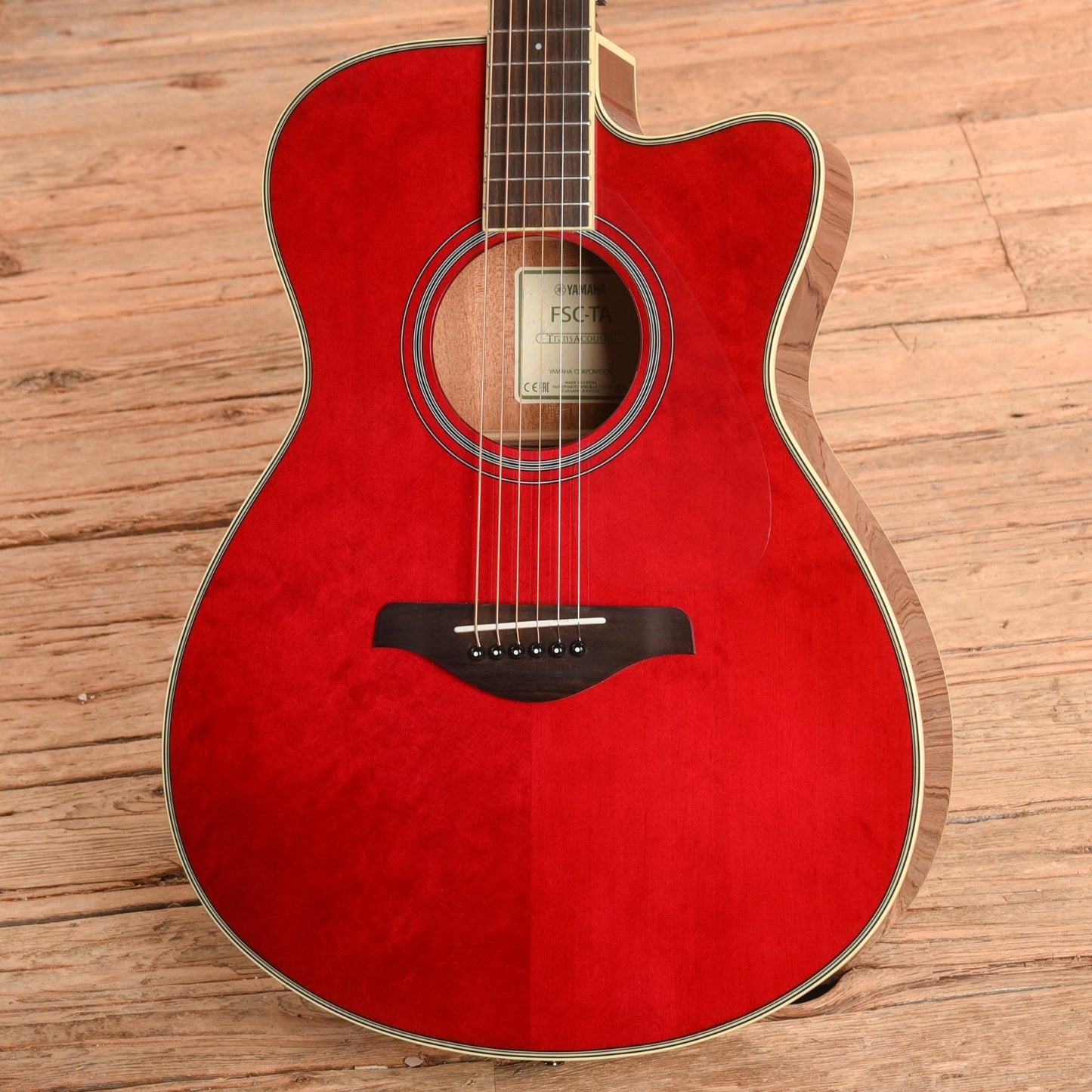Yamaha FSC-TA TransAcoustic Concert Ruby Red 2017