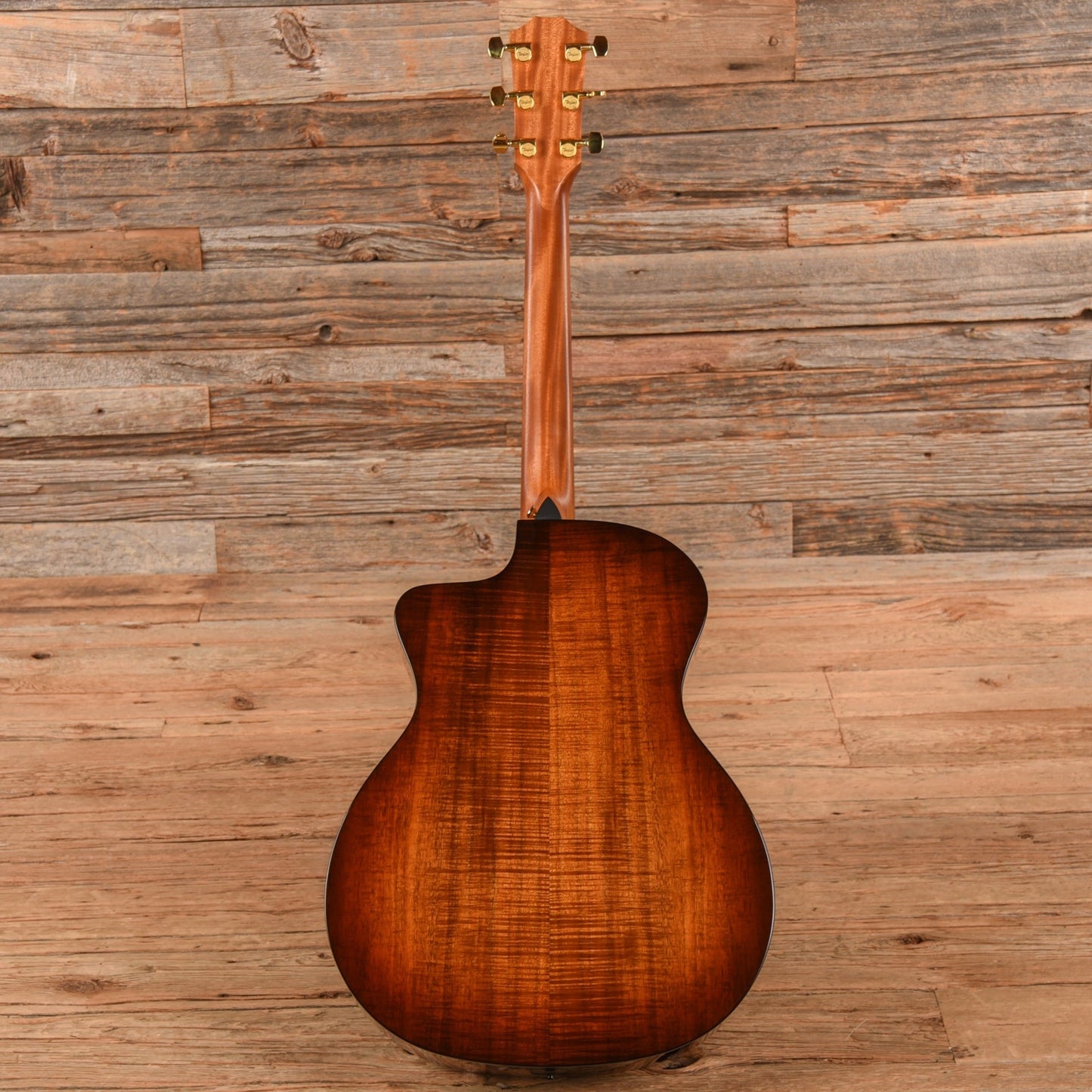 Taylor 224ce-K DLX Shaded Edge Burst 2020