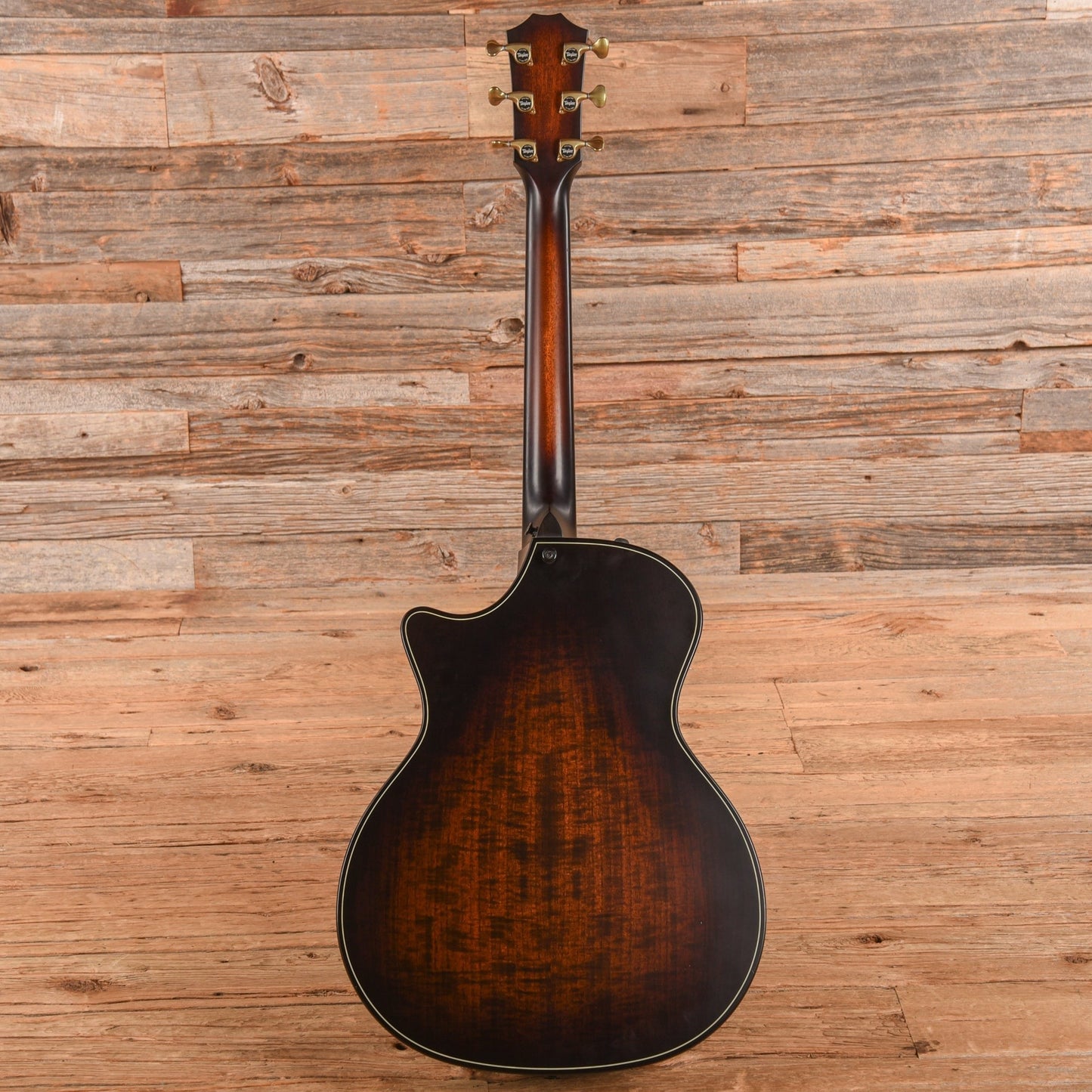 Taylor Builders Edition 324ce Sunburst 2021