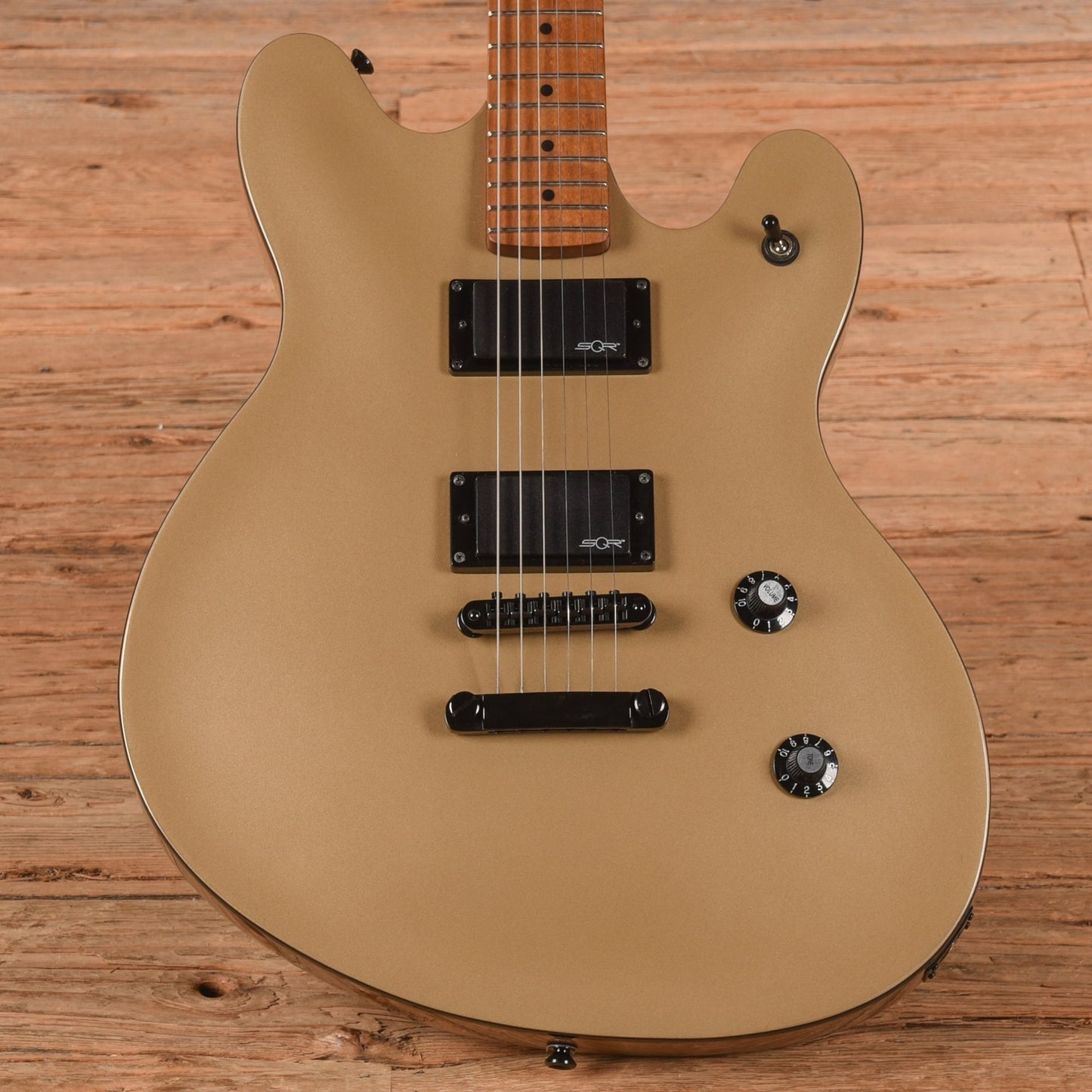 Squier Contemporary Active Starcaster Shoreline Gold 2021
