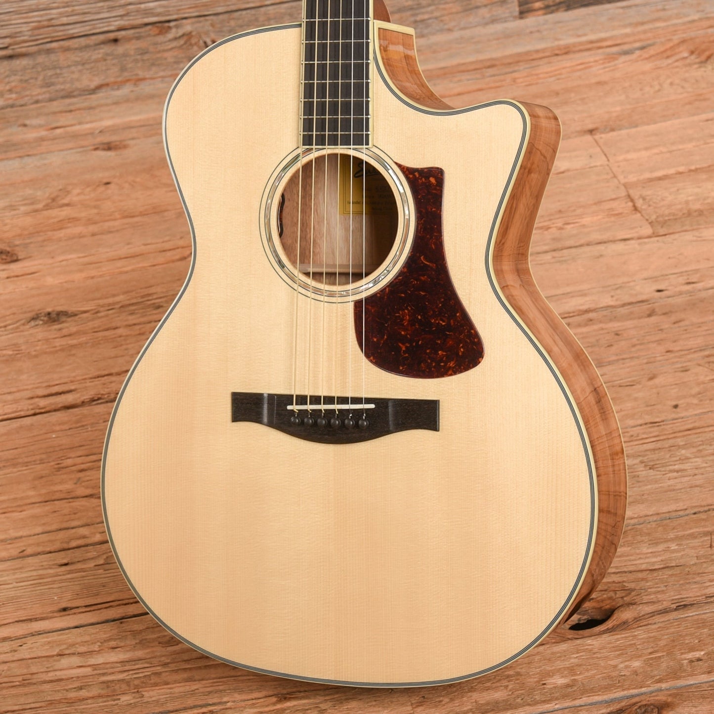 Eastman Limited AC422ce Natural 2024