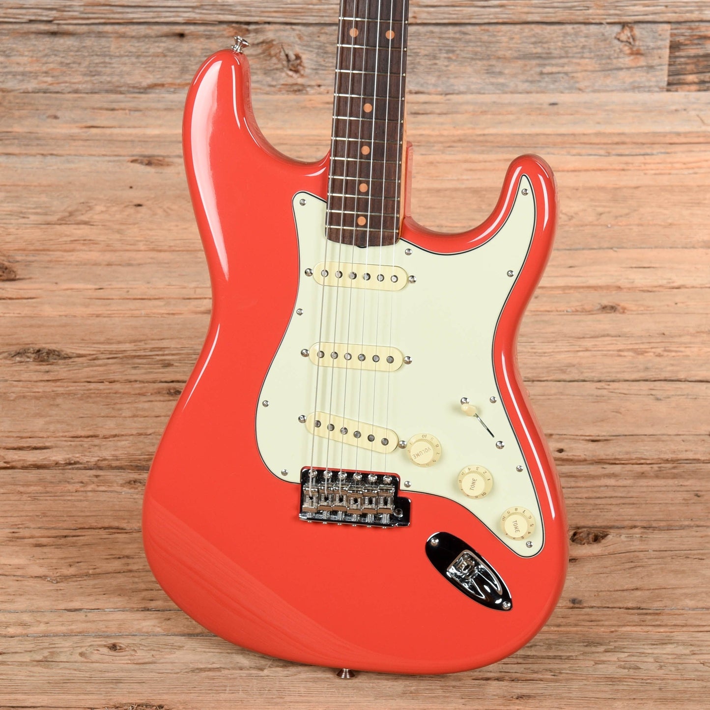 Fender American Vintage II '61 Stratocaster Fiesta Red 2024