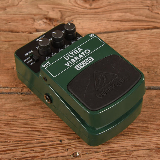 Behringer Ultra Vibrato UV300