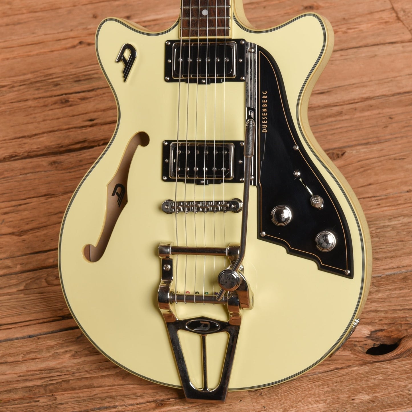 Duesenberg Fullerton TV White